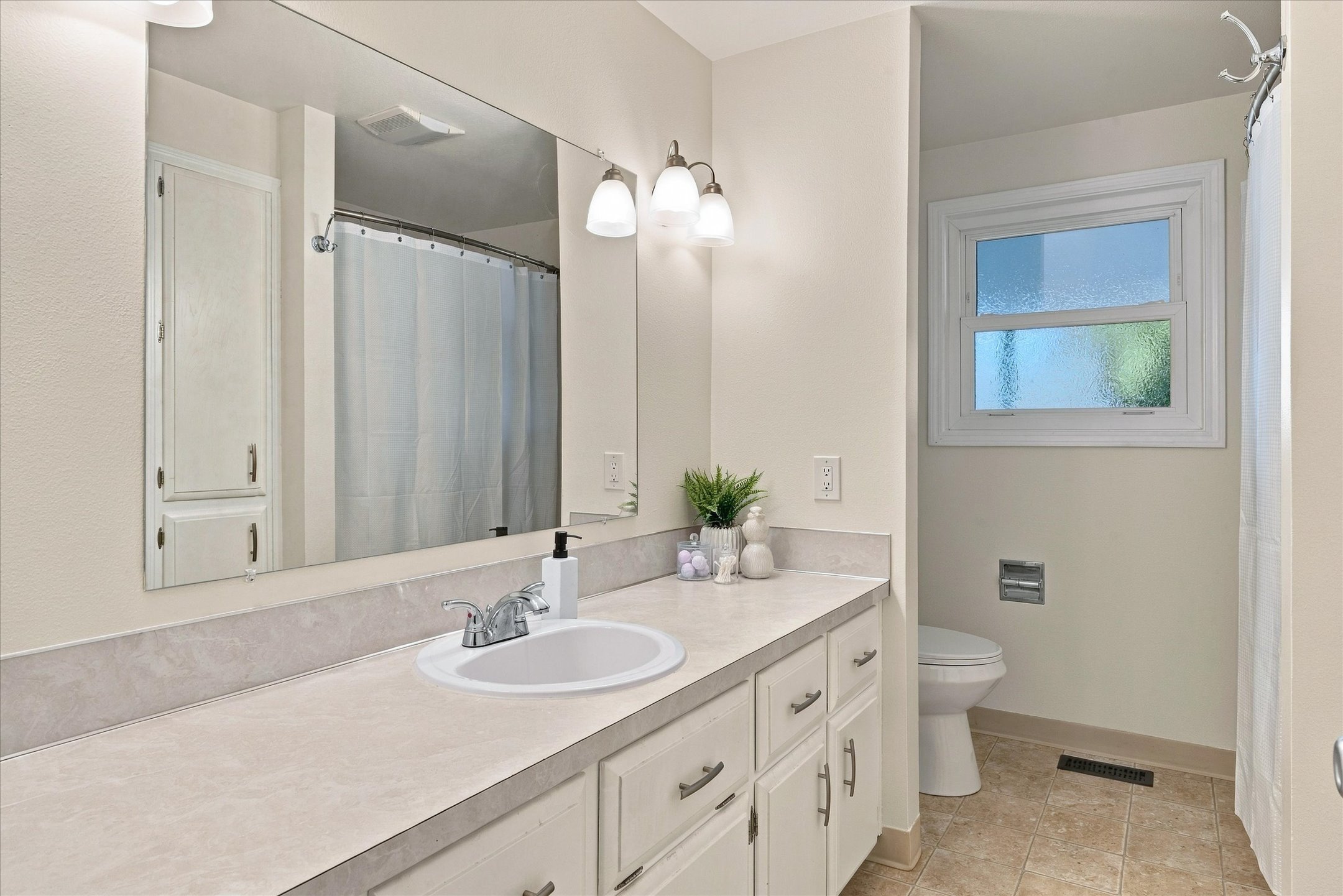 19-3310 SW 175th Ave-19.jpg