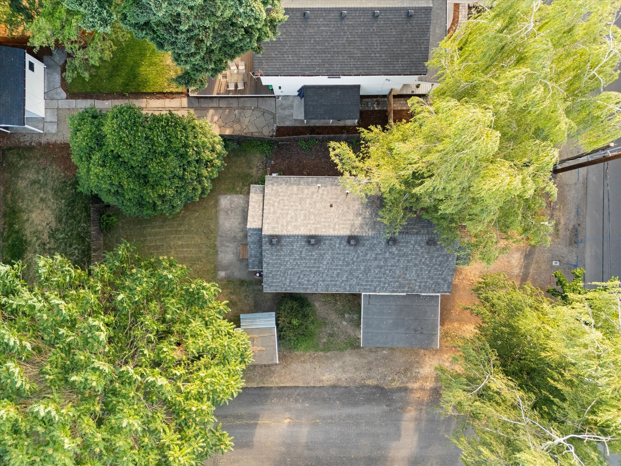 40-3444 Se Rockwood St 97222-40.jpg