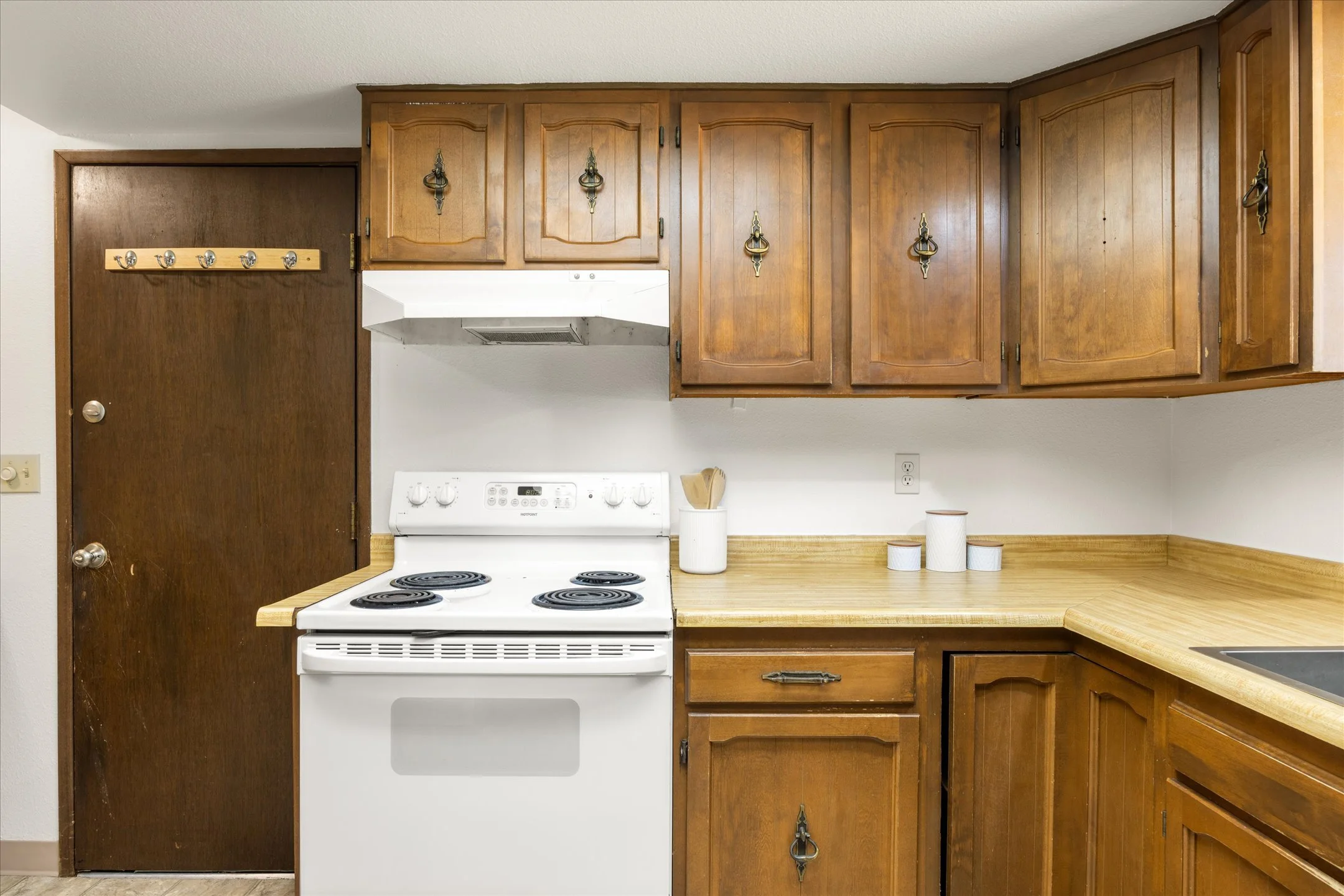 17-21326 SW Makah Ct 97062-17.jpg