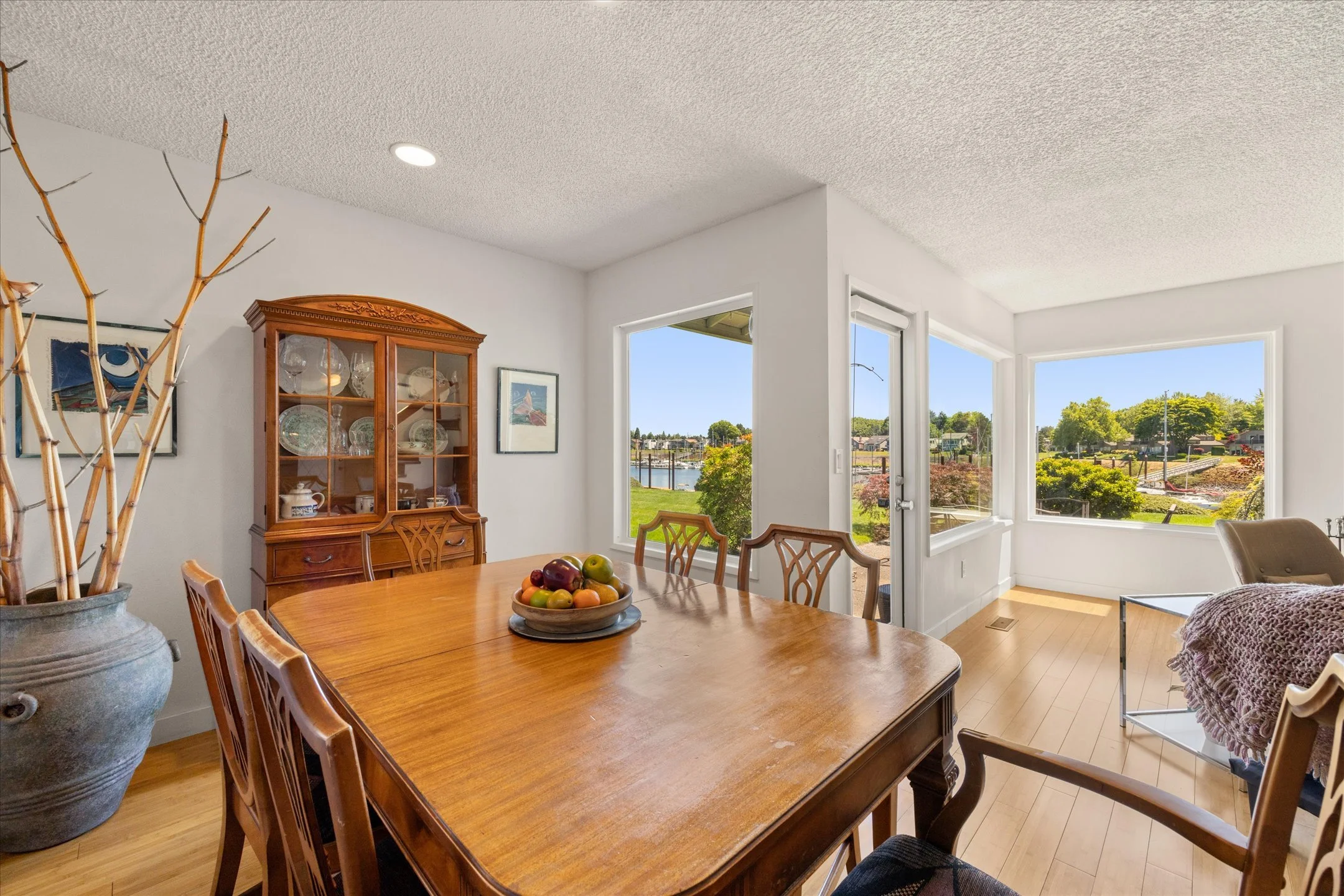 14-530 N Hayden Dr 97217-14.jpg