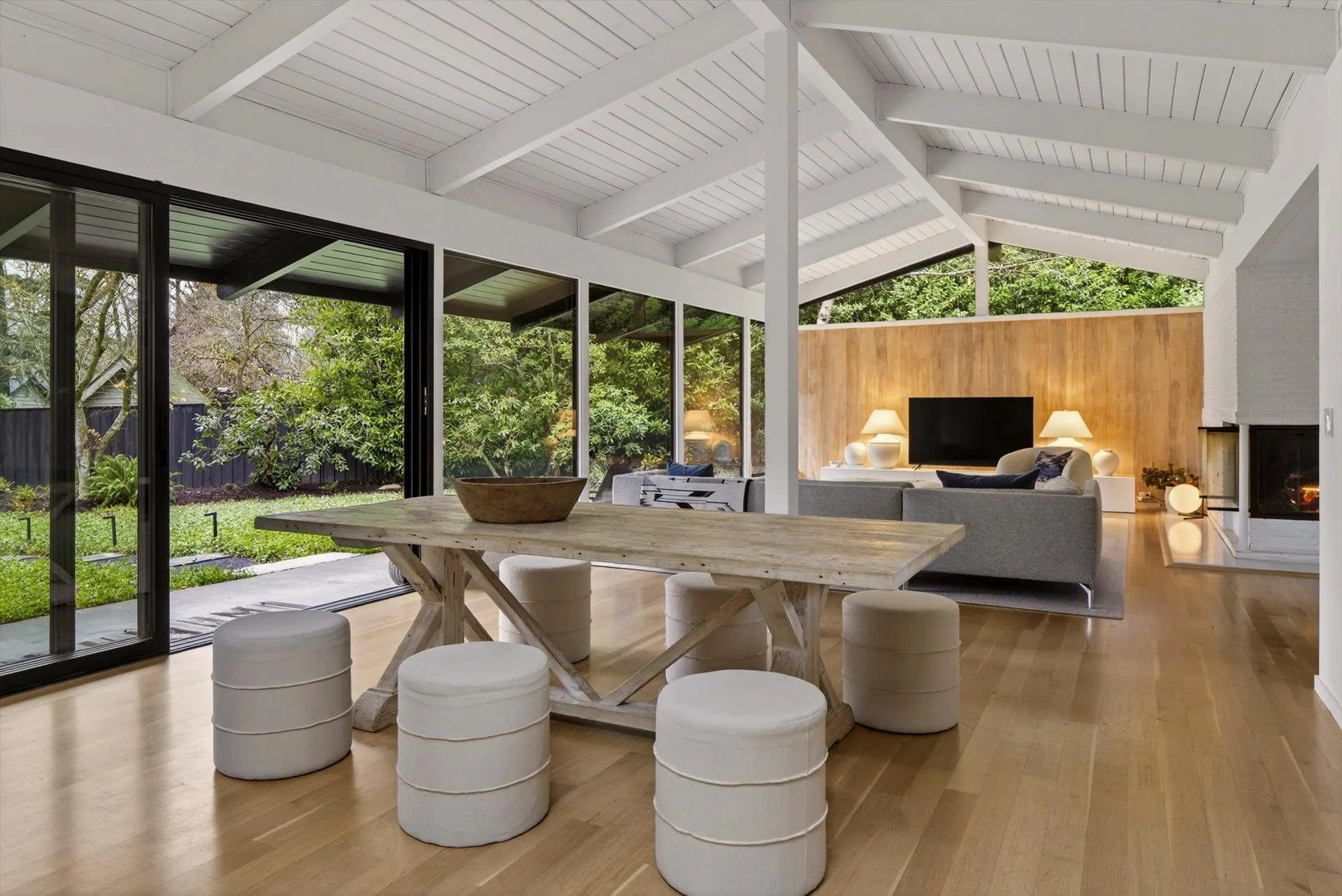 27-2765 SW Vista Drive-27.jpg