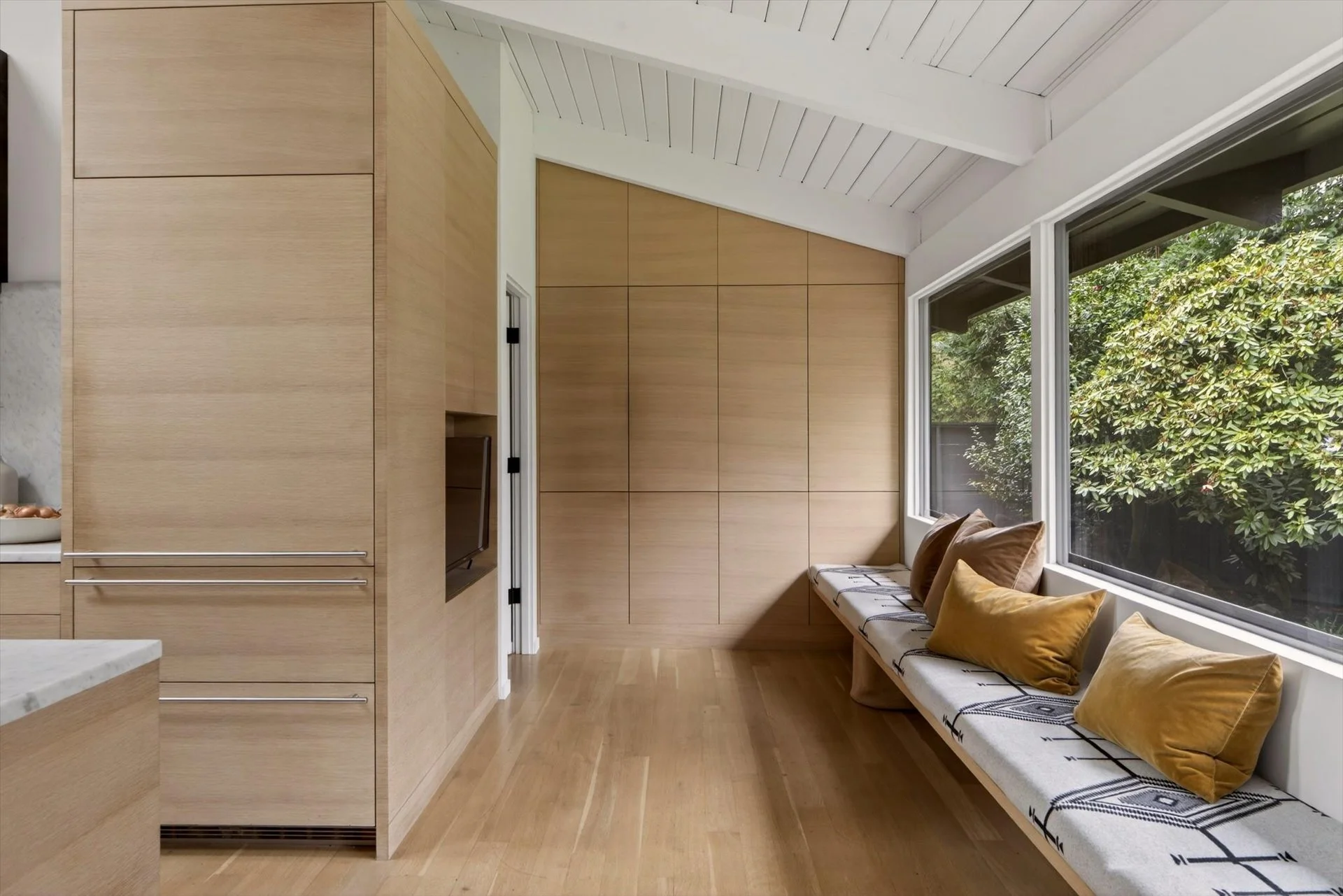 38-2765 SW Vista Drive-38.jpg