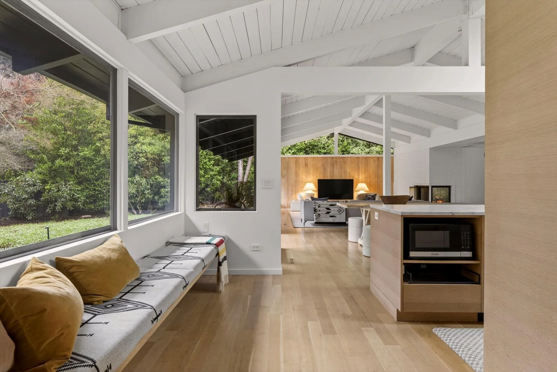 40-2765 SW Vista Drive-40.jpg