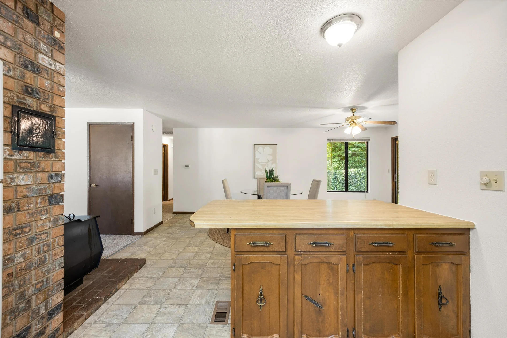 18-21326 SW Makah Ct 97062-18.jpg