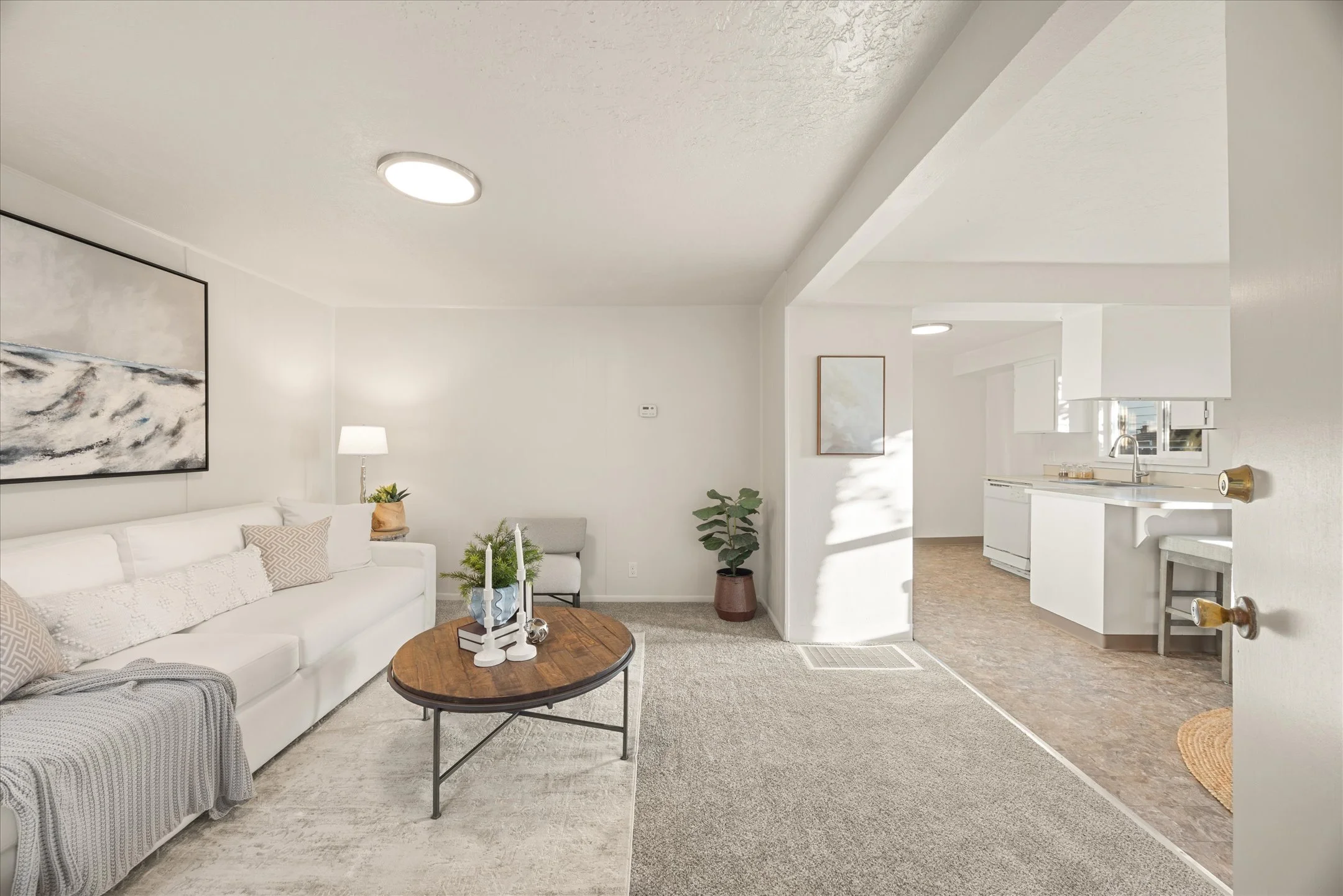 04-3444 Se Rockwood St 97222-4.jpg
