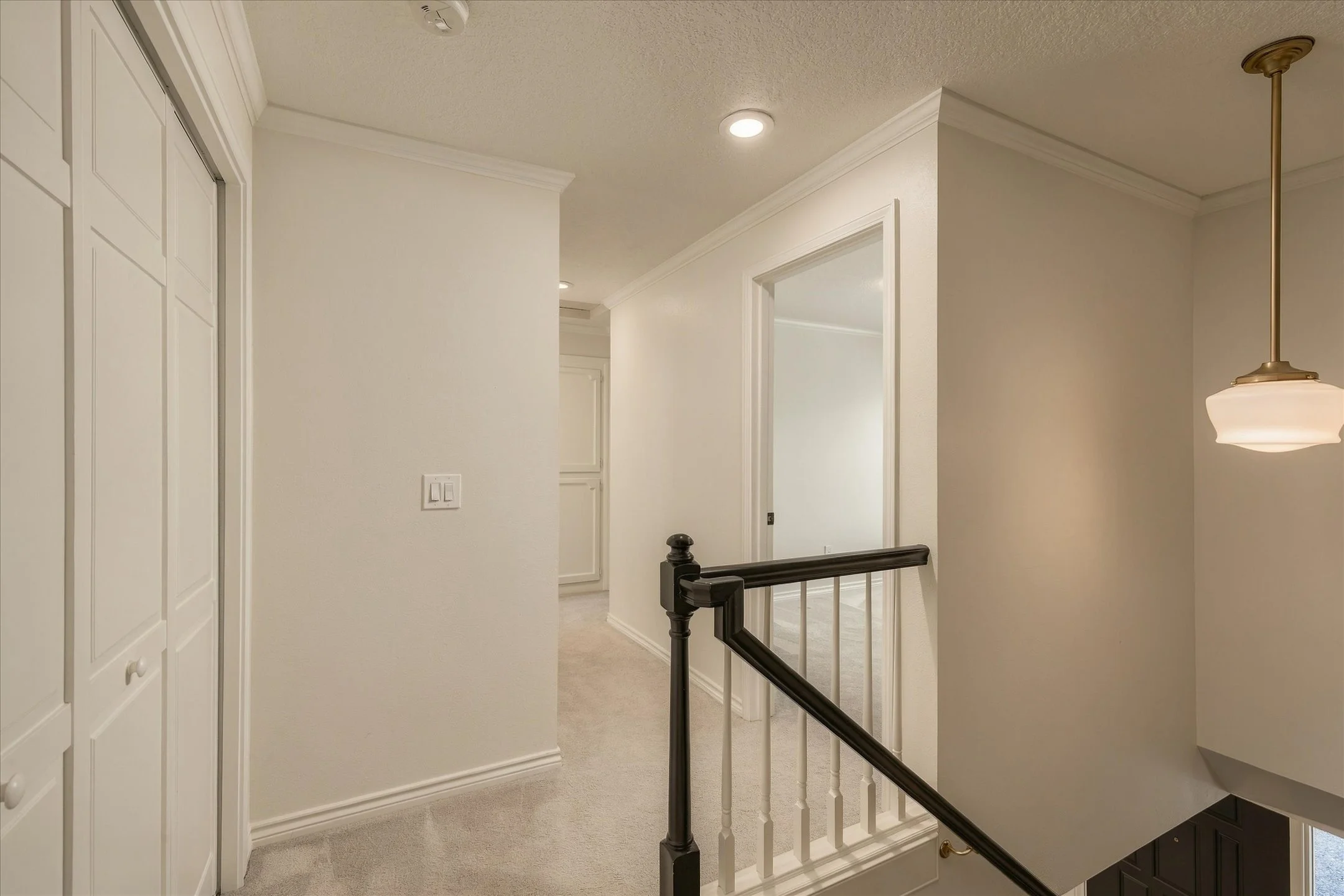 19-876 Sunny Hill Dr-26.jpg