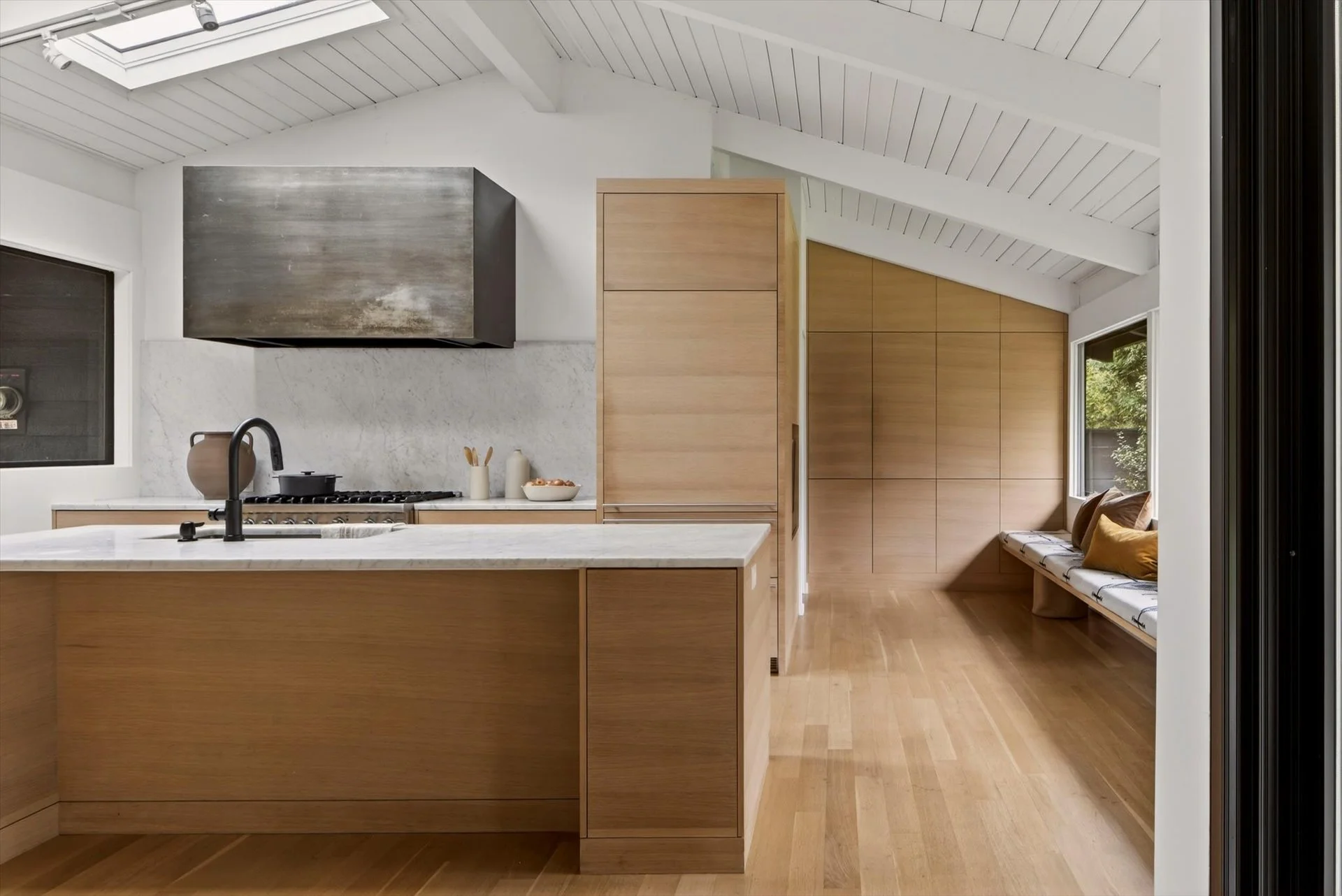 36-2765 SW Vista Drive-36.jpg