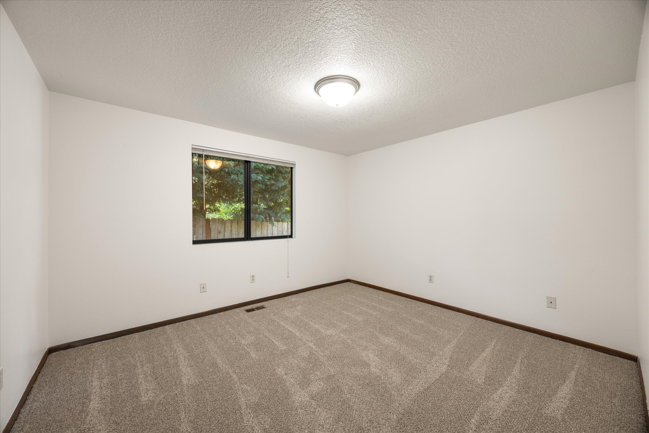 26-21326 SW Makah Ct 97062-26.jpg