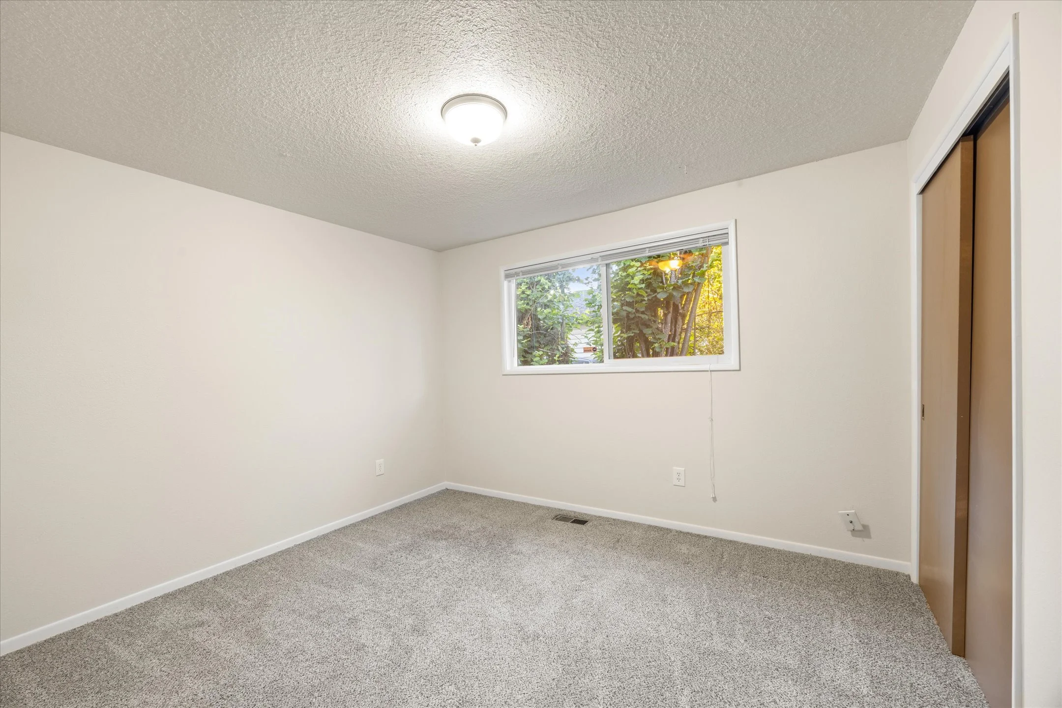 20-9972 Se 40th Ave 97222 -20.jpg