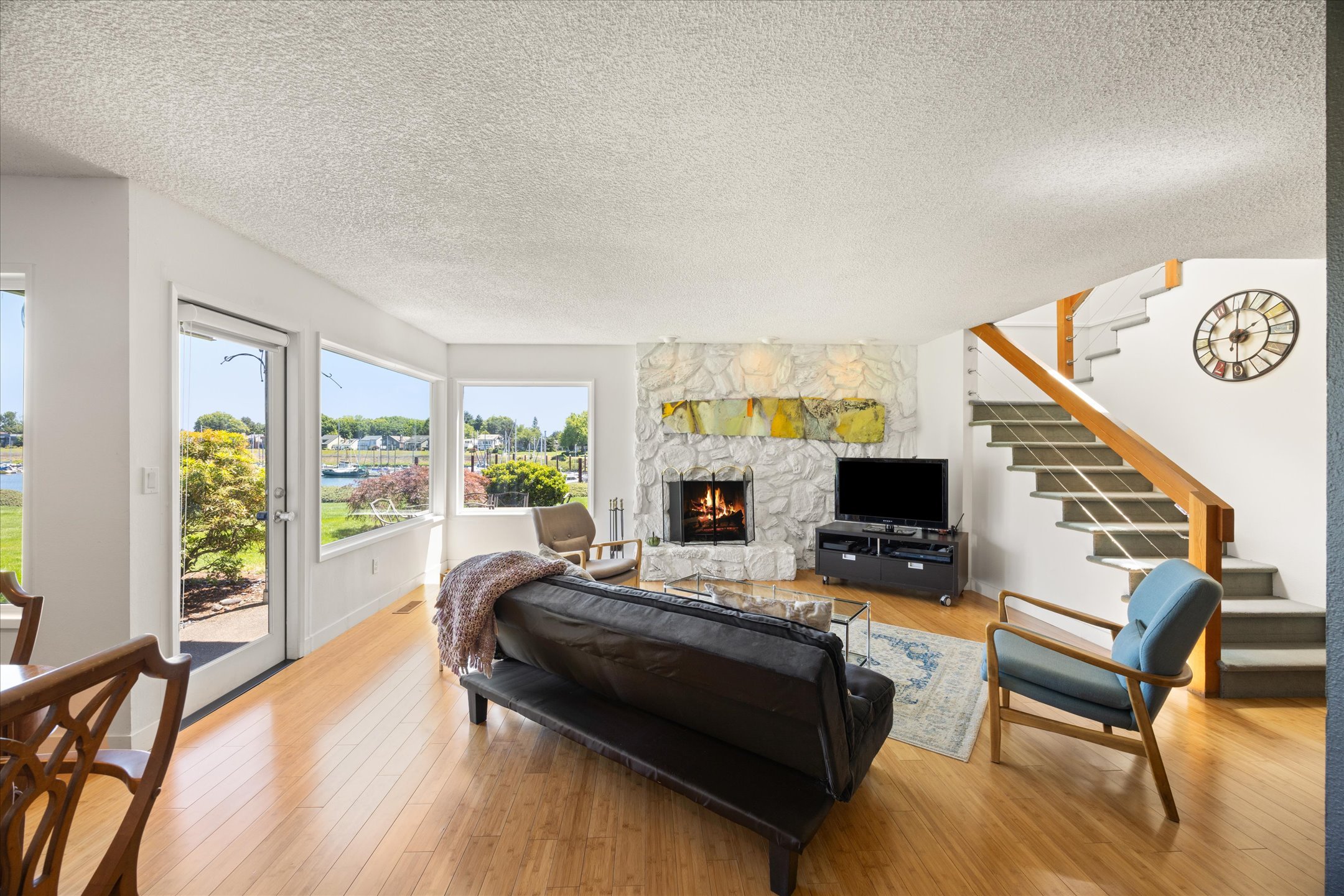22-530 N Hayden Dr 97217-22.jpg
