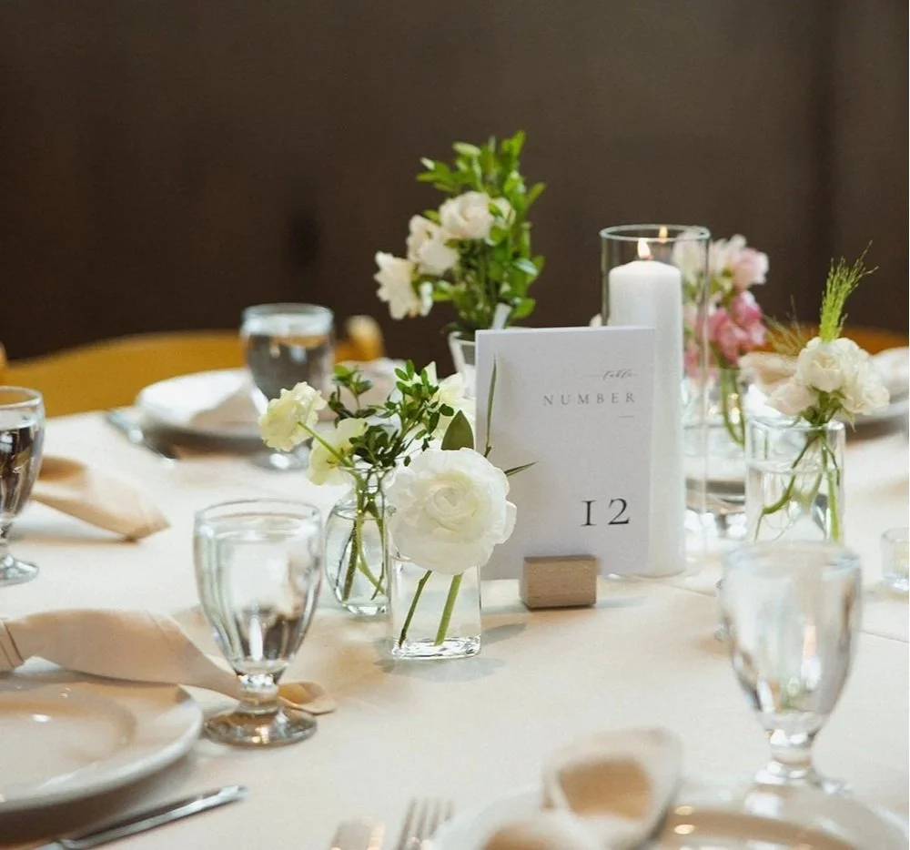 Karley%2Bjoan%2Bweddings%2Bcentral%2Boregon%2Bwedding%2Bplanner%2Btablescape.jpg