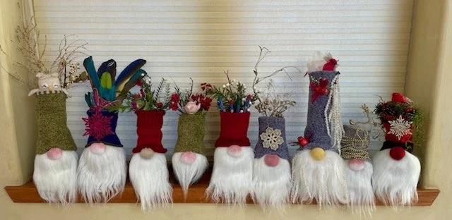 Santa's Workshop: Gnomes and Ribbon Angels