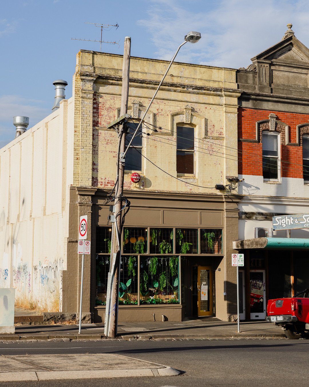 Ballarat charm, modern Thai flavours, and cocktails worth staying for. Cattleya Signature is your spot for long lunches, date nights and everything in between ✨️⁠
⁠
Book now via www.cattleyaballarat.com.au⁠
⁠
Join us: Mon, Tues &amp; Thurs 5pm&ndash;
