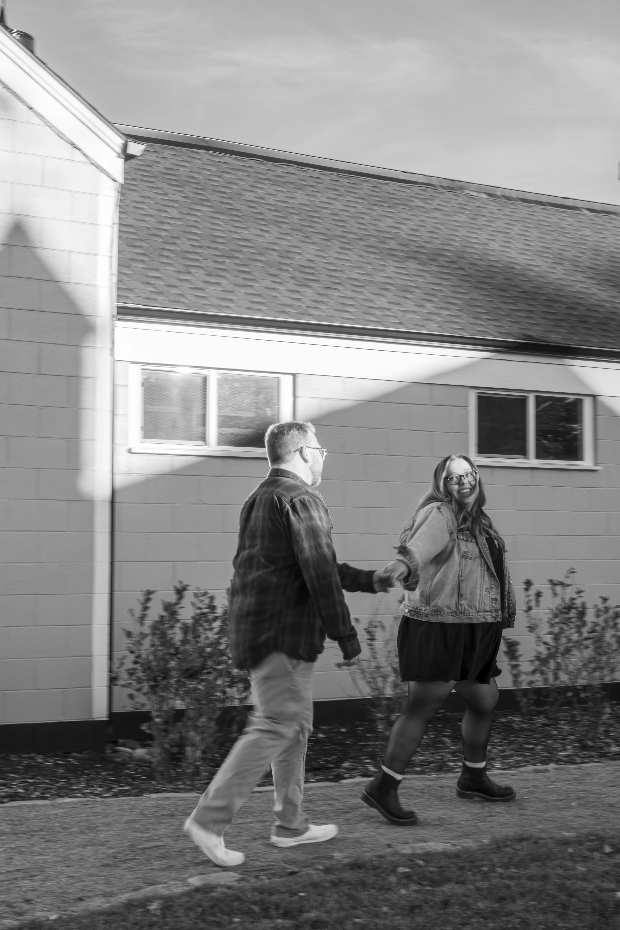 shelby&evan-engagementsneak-0013.jpg