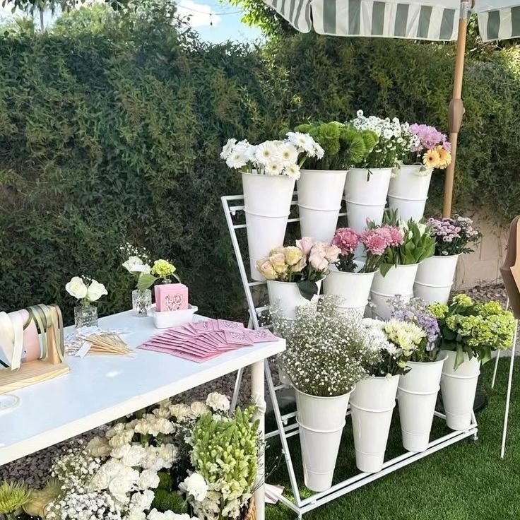 Coming soon!✨️ What will your theme be? 

The flower bar adds an imersive experience for your guests to create beautiful memories they'll never forget!Celebrate with flowers!💐

✨️Flower bar rentals are coming soon!
Follow to stay tuned!✨️
.
.
.
.
.
