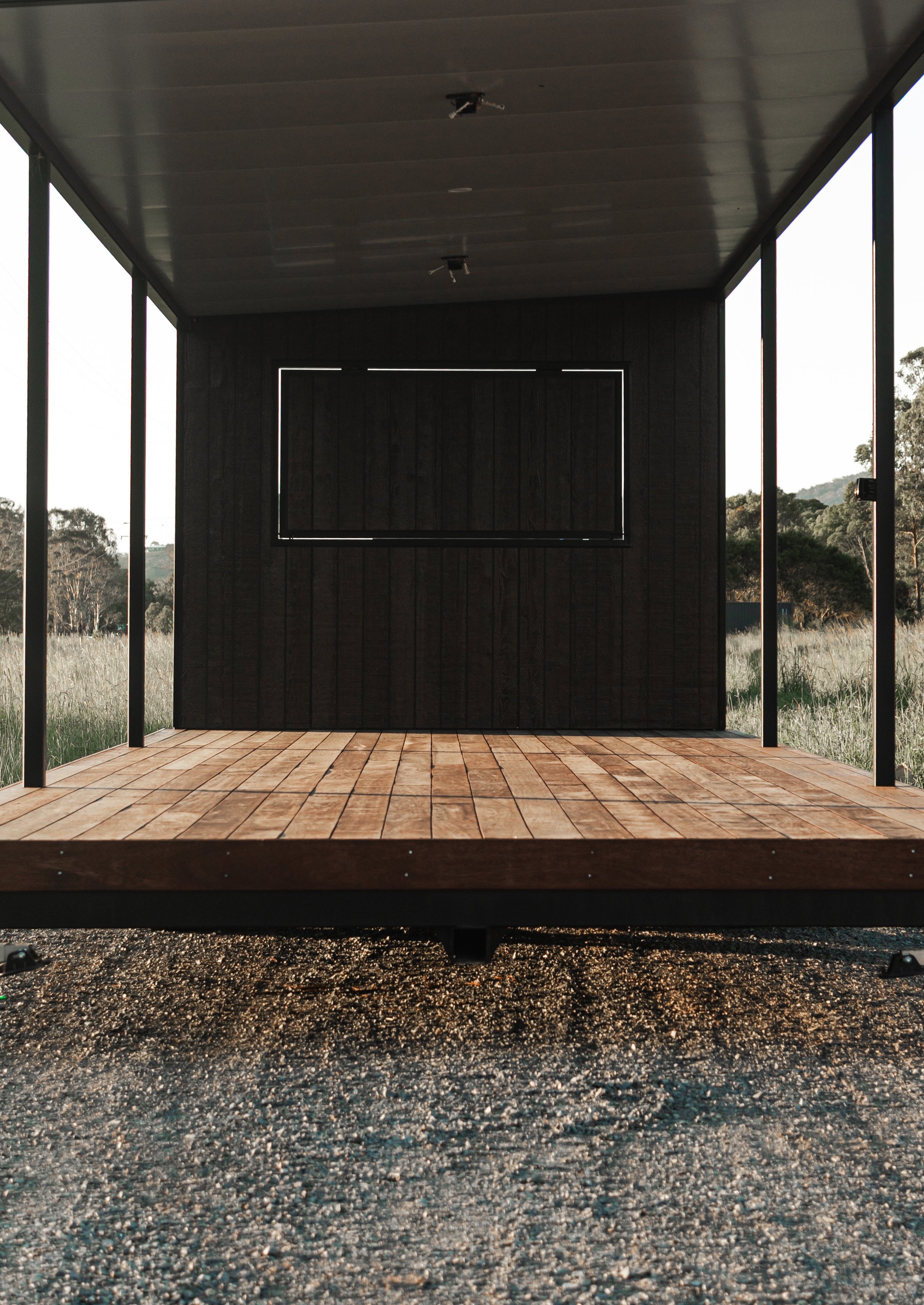 deck trailer on wheels