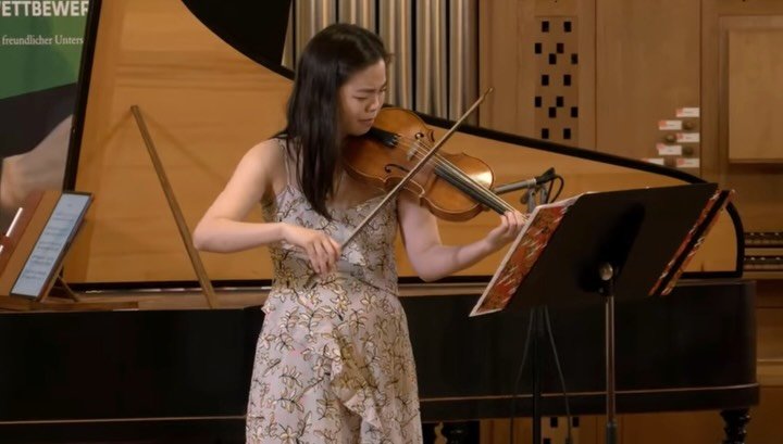 Feeling overwhelmed with such a wide range emotions after my experience at @bacharchivleipzig competition. I was trying to remember the last competition I did...it was 11 years ago, in 2015! Between then and now, so much has happened--I gave up on pe