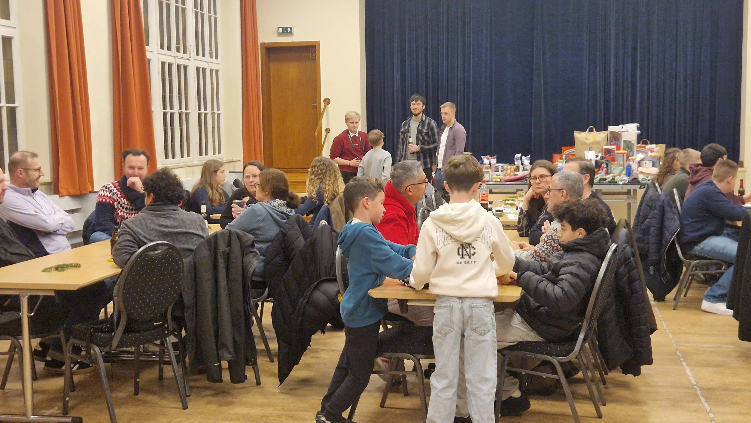 Hinrundenbericht &amp; Weihnachtsfeier