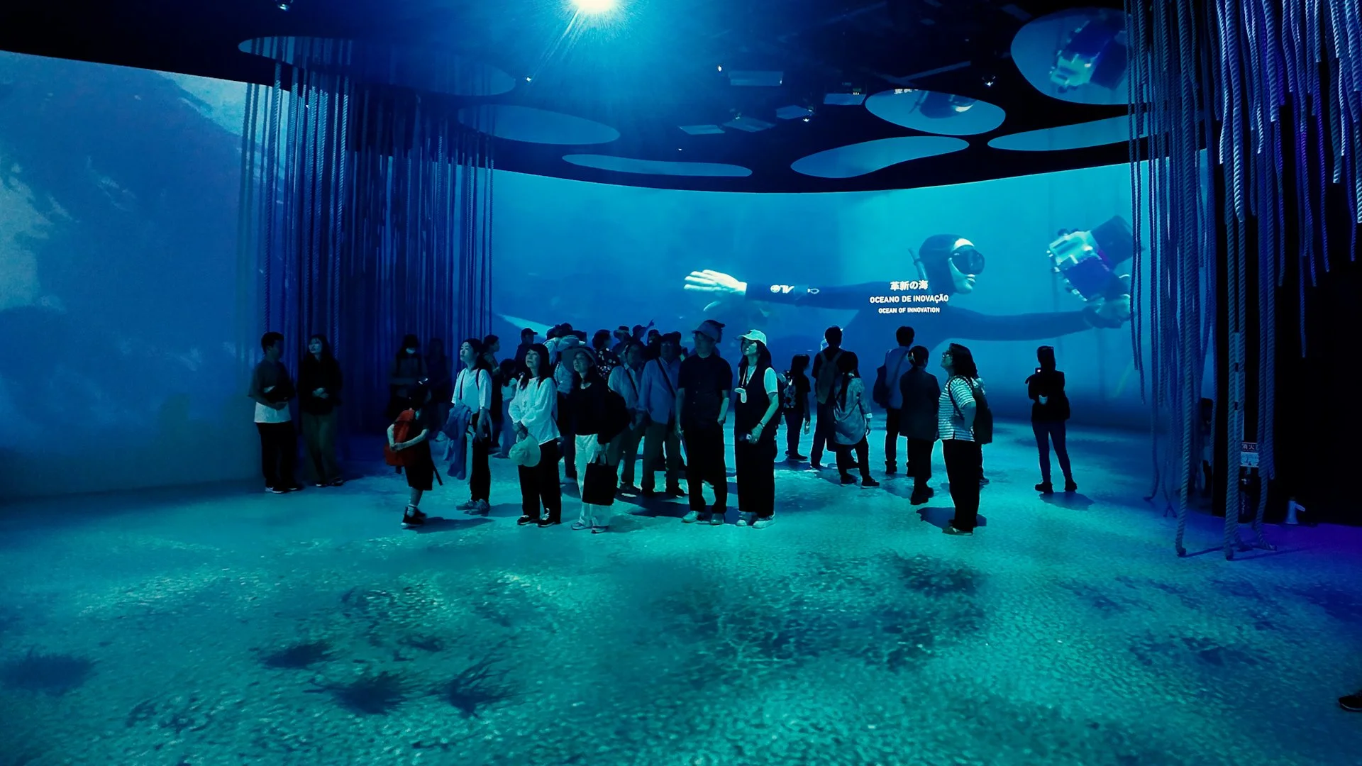 OCUBO - OSAKA.00_00_28_21.Still008.jpg