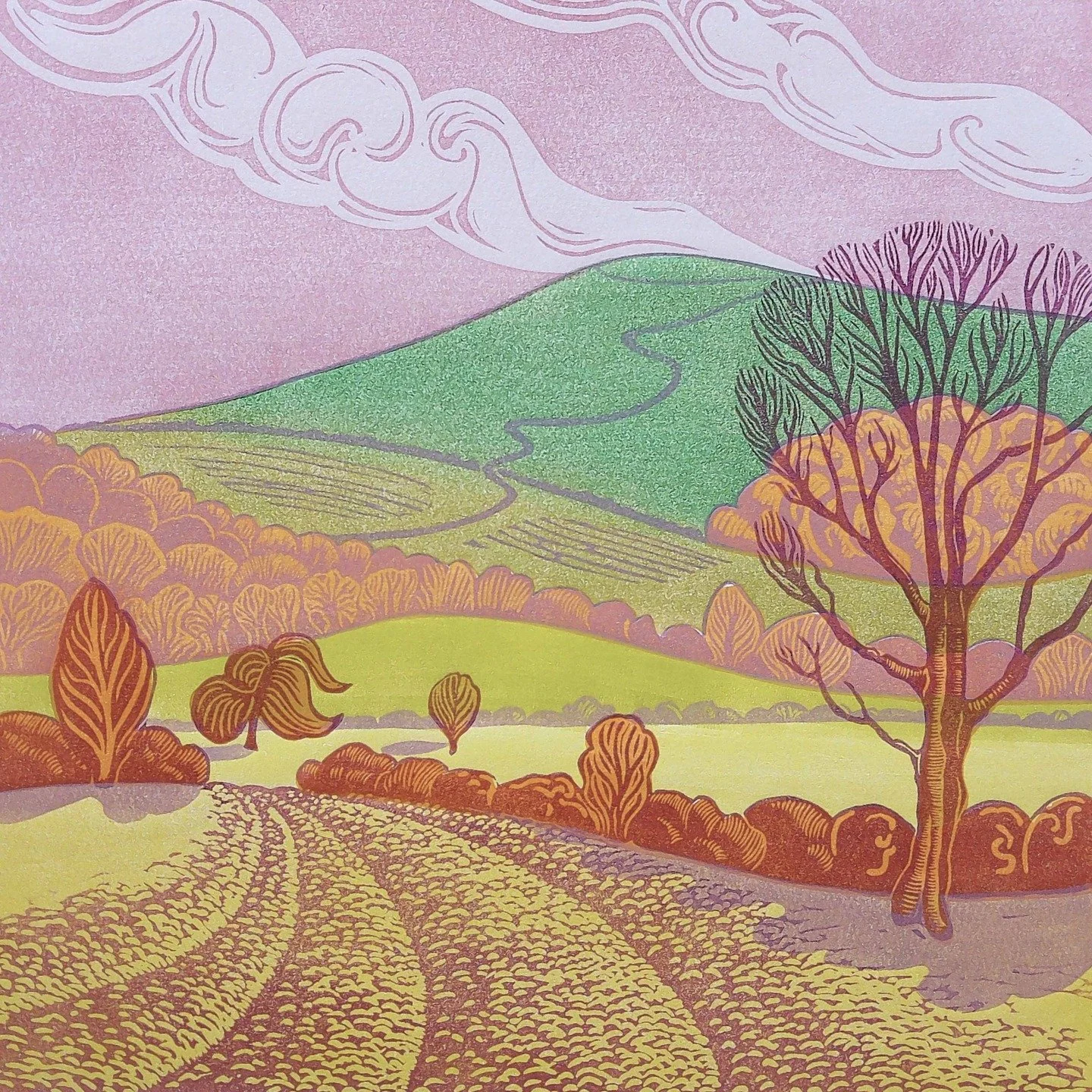 @fatcatdesignsbyliz and I are all set up for the latest Gallery Uno (@unoseaford ) exhibition 'Coda'
Lots of good stuff on show from @sussexartscollective 
I've had some old favourites framed such as 'Midnight Path' and a brand new linocut is making 