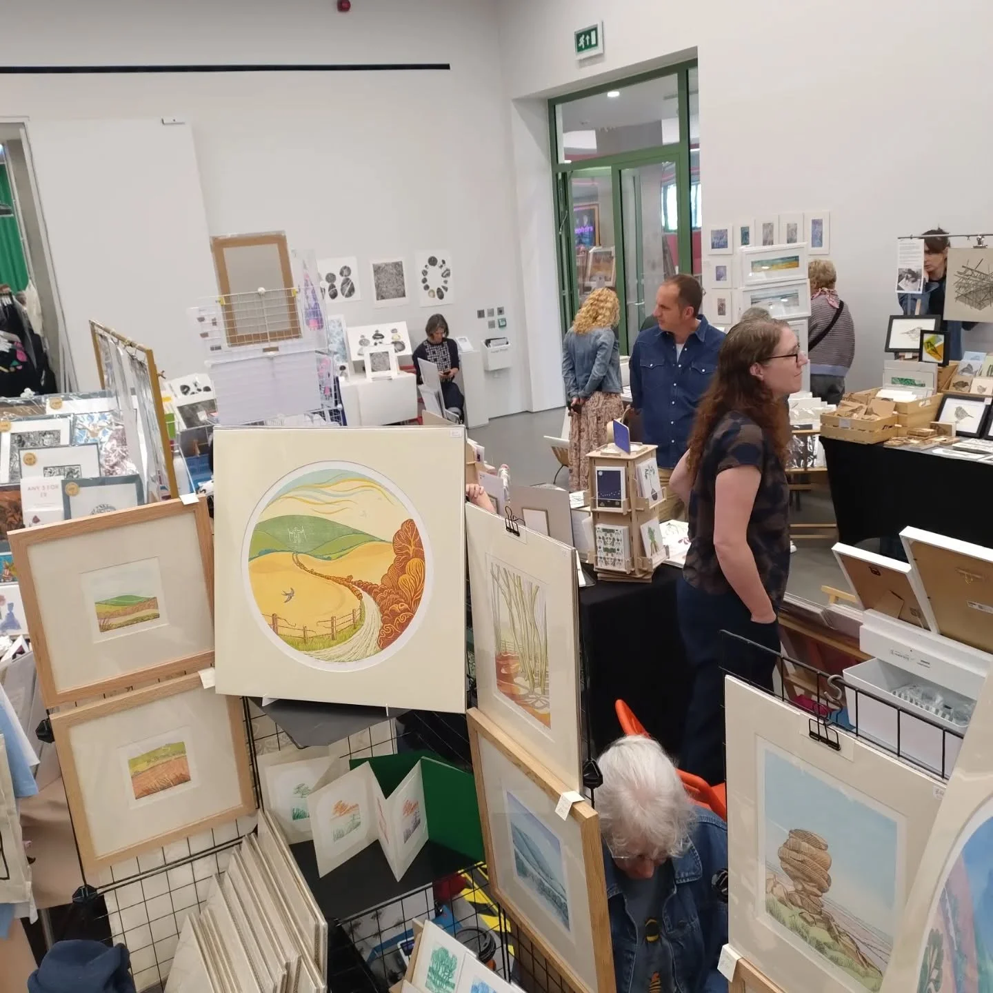 I've had such a good time this weekend at @townergallery at the Print Fair. Met so many lovely Printmakers that I follow on social media. A big thank you to all the friends and customers who made it such a success 🙏😁😁😁