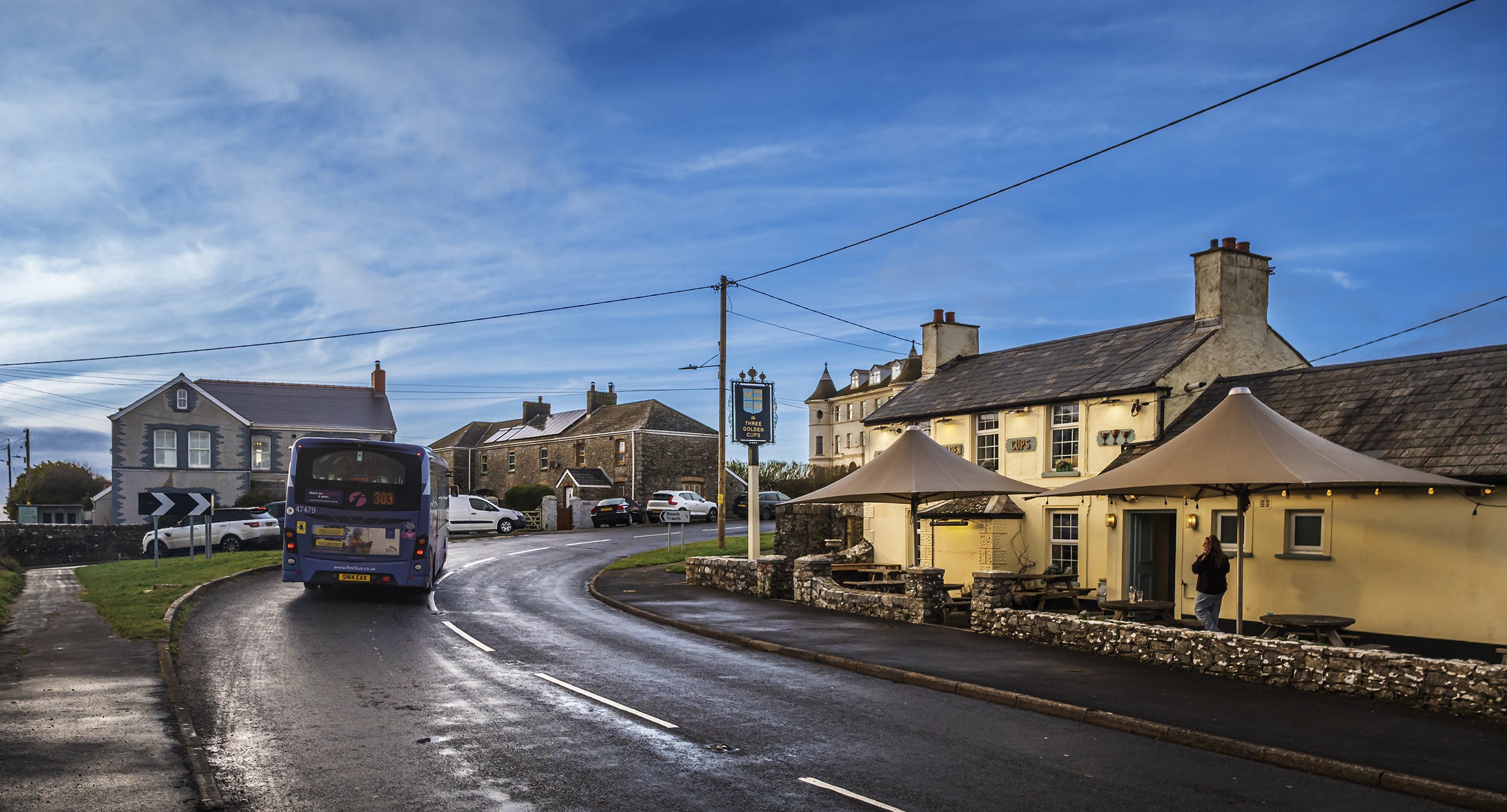A Long Walk to a Short Pint: Southerndown to Monknash