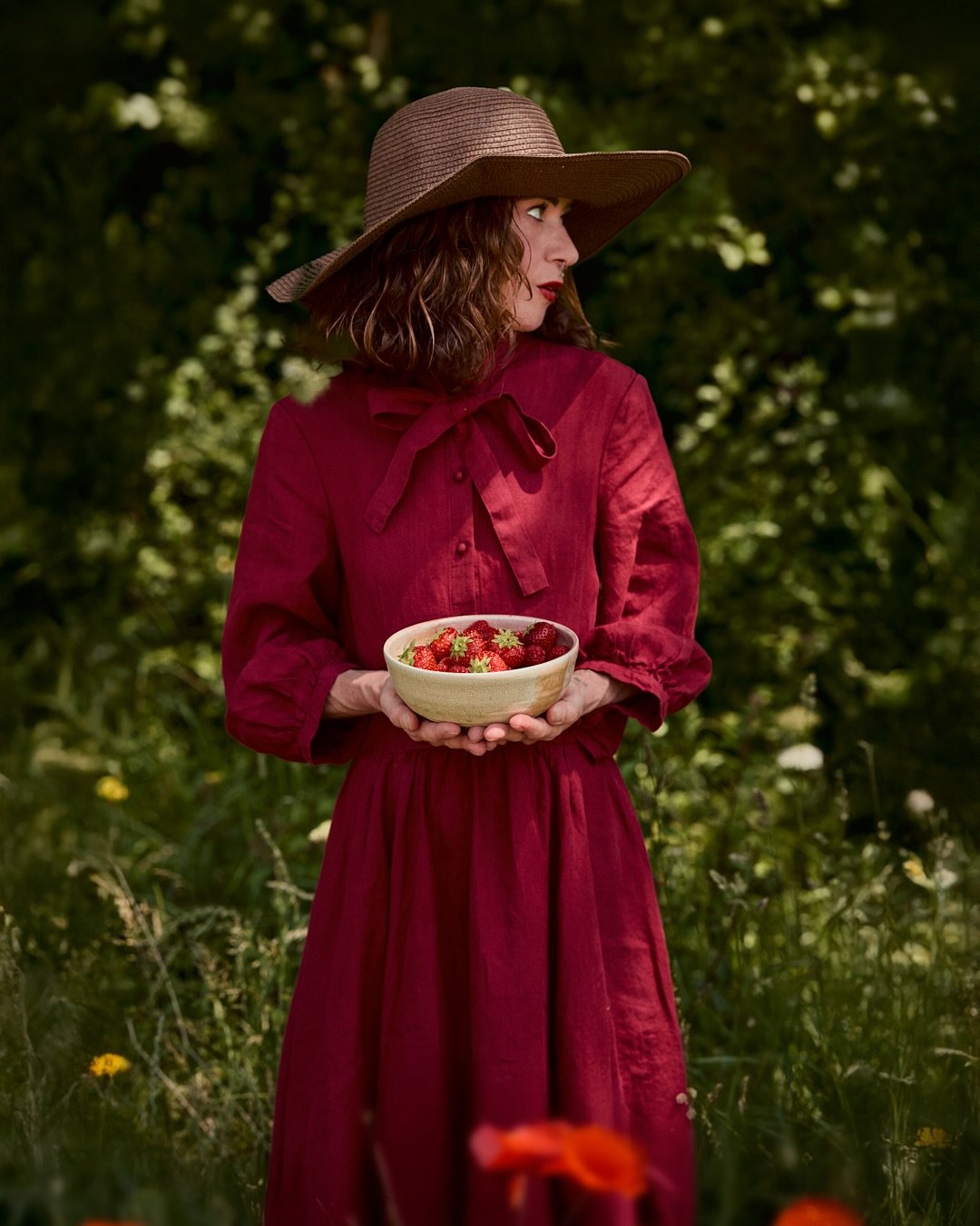 @sondeflor are having a SALE!
You all know how much I adore their linen wear, timeless elegance that is also functional (pockets!)

They currently have up to 40% off and you can receive an extra 5% off using the code SUZEJUNE

Ceramics by @charlottem