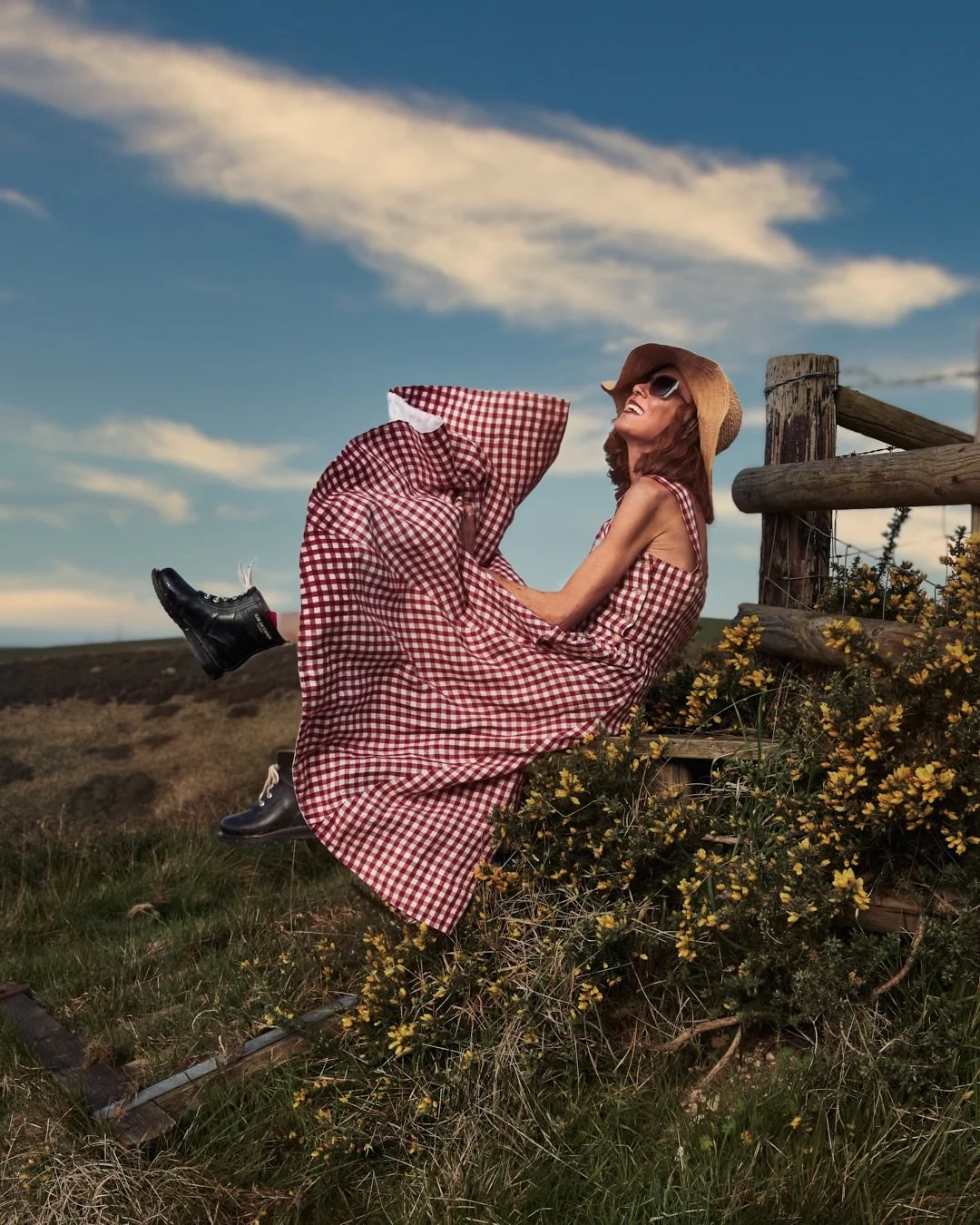 ❤️Lower your expectations and increase your gratitude ❤️

Swipe for peanut 🥜 ⬅️

Get your exclusive discount for @sondeflor using the link in my bio ❤️

Clothing: @sondeflor 
Location: My Stunning Home
Models: Peanut and his mama (me 😂)

#liveyourd