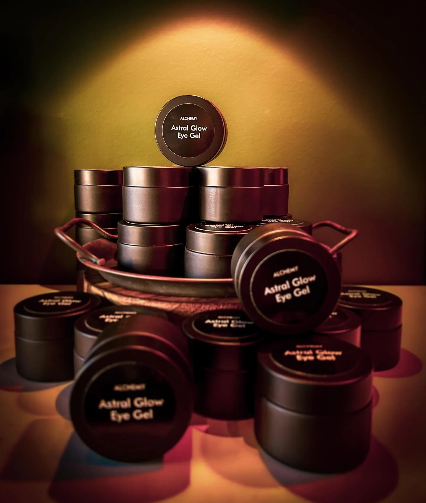 It&rsquo;s Baaaaack!!!! De-puffing , Circle Erasing, Chilly,  Magical, &ldquo;Astral Eye Gel&rdquo; !!! ⭐️ Come &amp; Get It!