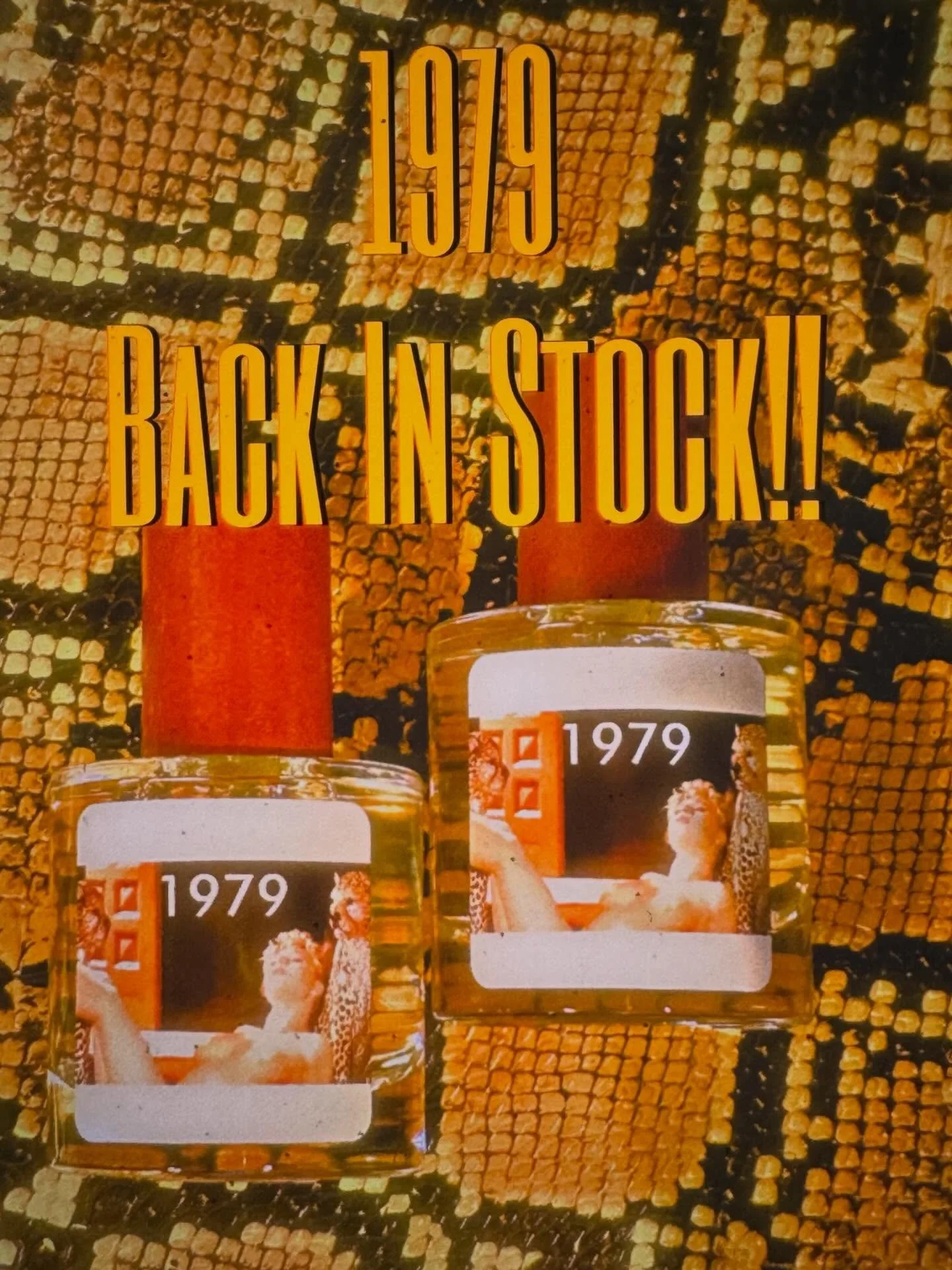 Back In Stock And Sexier Than Ever. 🐆 😈
Notes Of Sweaty Peach/Vintage White Gardenia/Freesia/Vetiver/Sequins/Velvet/Hot Rollers/ Porcelain Tiger Vibes