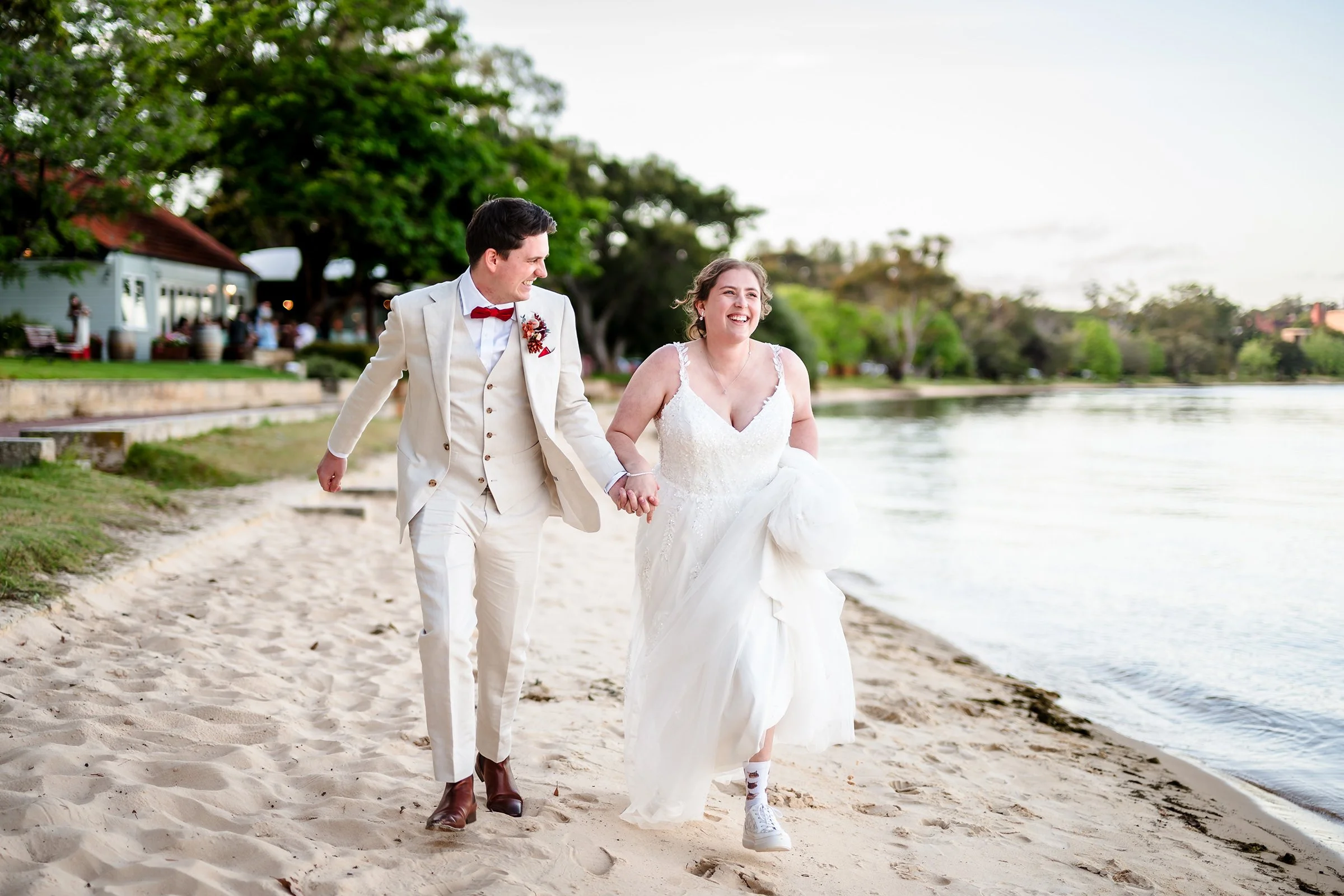 Wedding couple on the Swan River near Bayside Kitchen