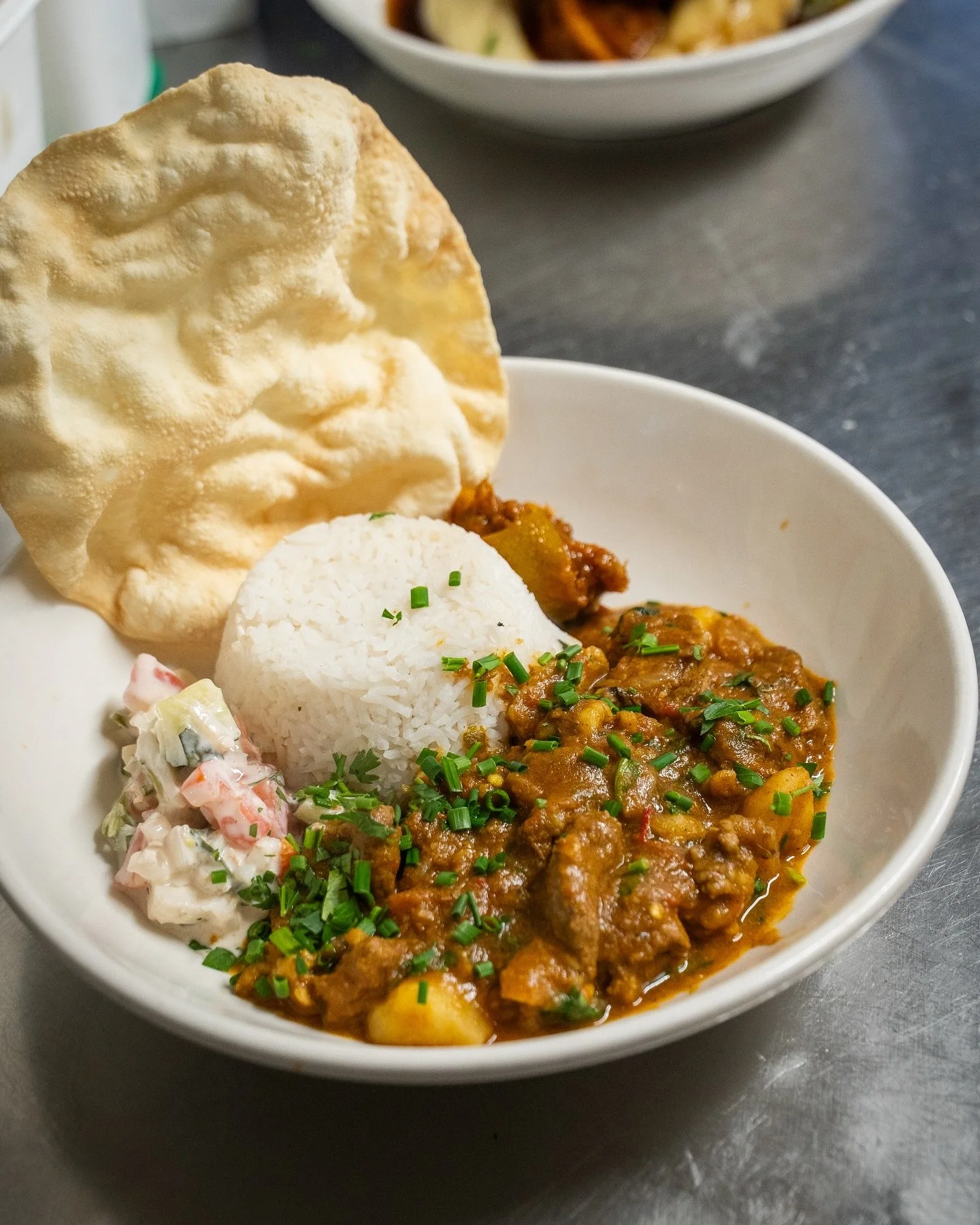 Bold flavors, perfect balance &ndash; Lamb Madras, fluffy rice, tangy pickle, and that crunch of pappadom 👌🏼

To book a table please phone 01728 723455

#lambmadras #madras #suffolk #suffolkcoast #eastanglia #suffolkpub #pub #suffolkcounty #curry #