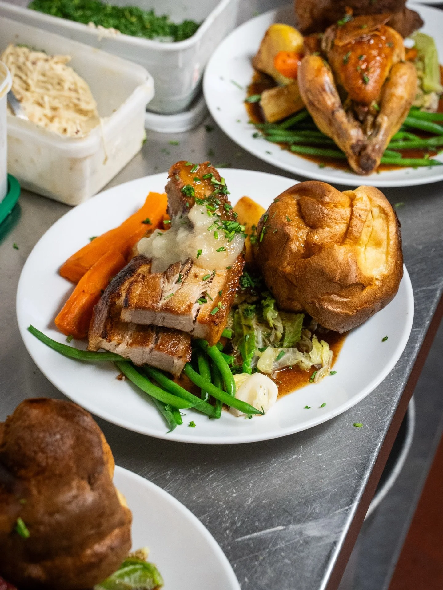 Serving Roasts until 8pm today&hellip;

To book please phone 01728 723455

#framlingham #sundayroast #roast #suffolk #eastanglia