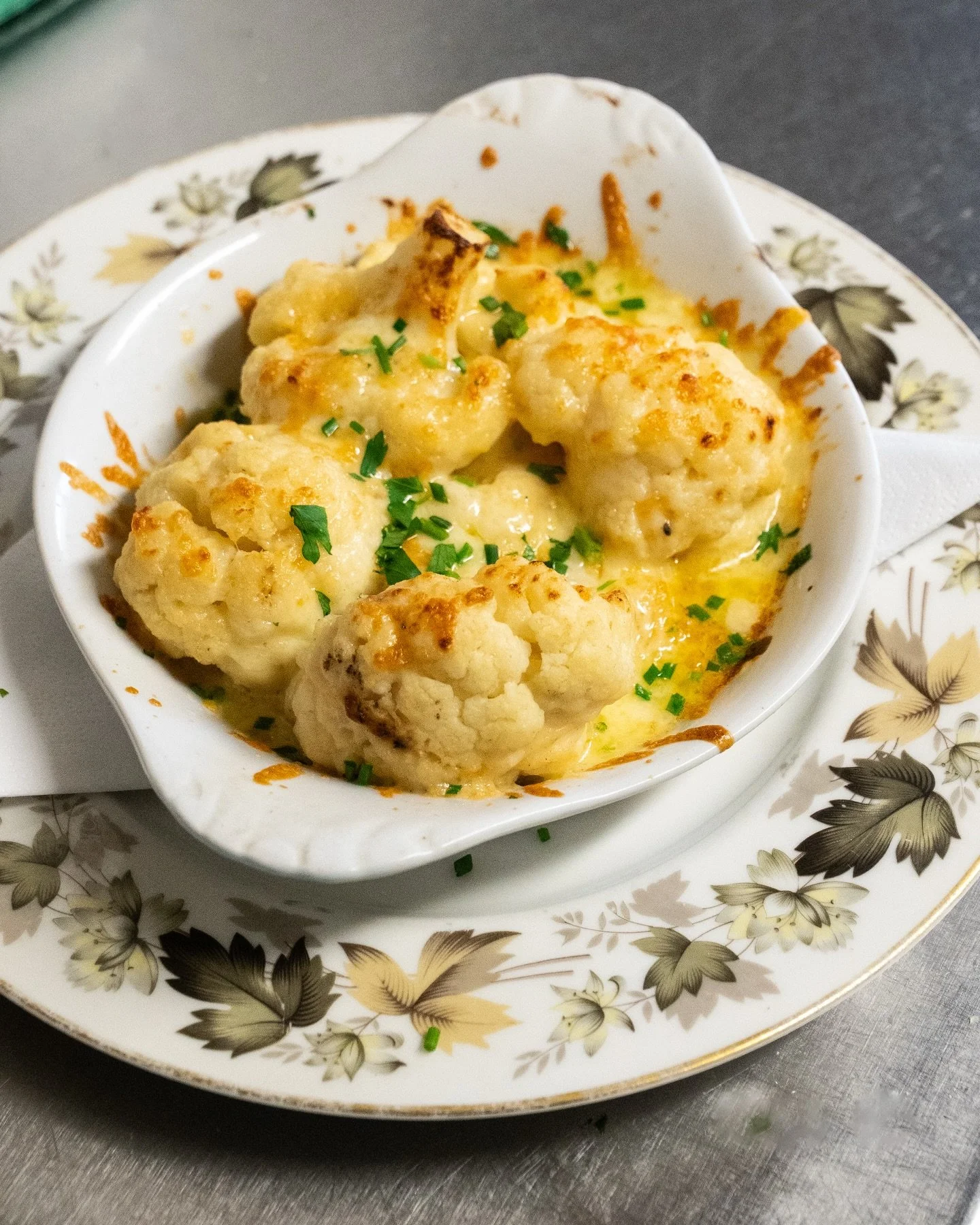 There are still a few tables left today for Sunday Roast!

Booking 4 hours in advance? Please head over to our website to book online.

We still do take walk-ins as well! 

#suffolk #framlingham #suffolk #suffolkpub #roast