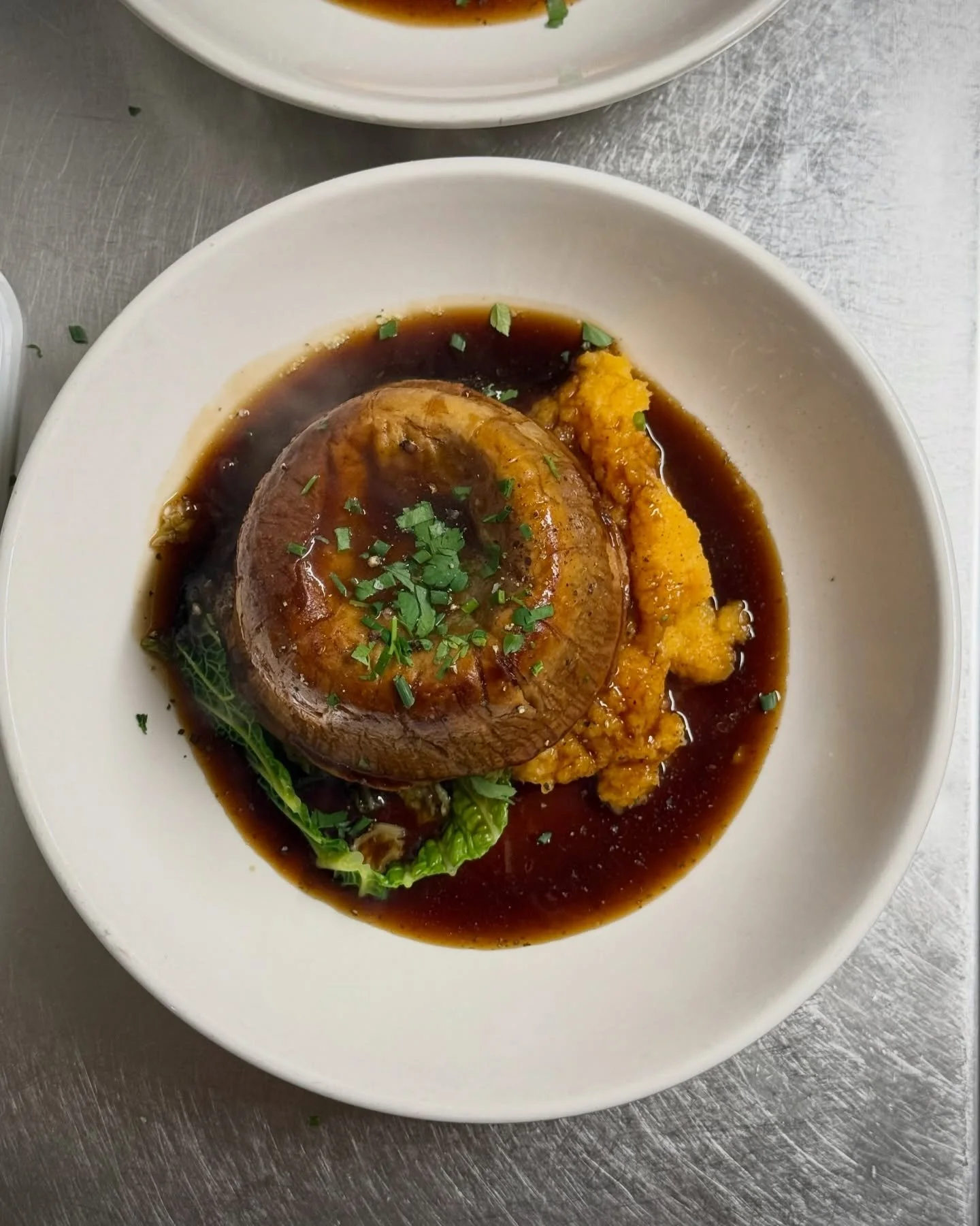 Slow comfort, done right 🤍

Short rib steamed suet pudding, swede mash &amp; seasonal greens.

Join us at the Station Hotel. 
Book your table online through our website 

#suffolk #s&uuml;et #comfort #comfortfood #framlingham