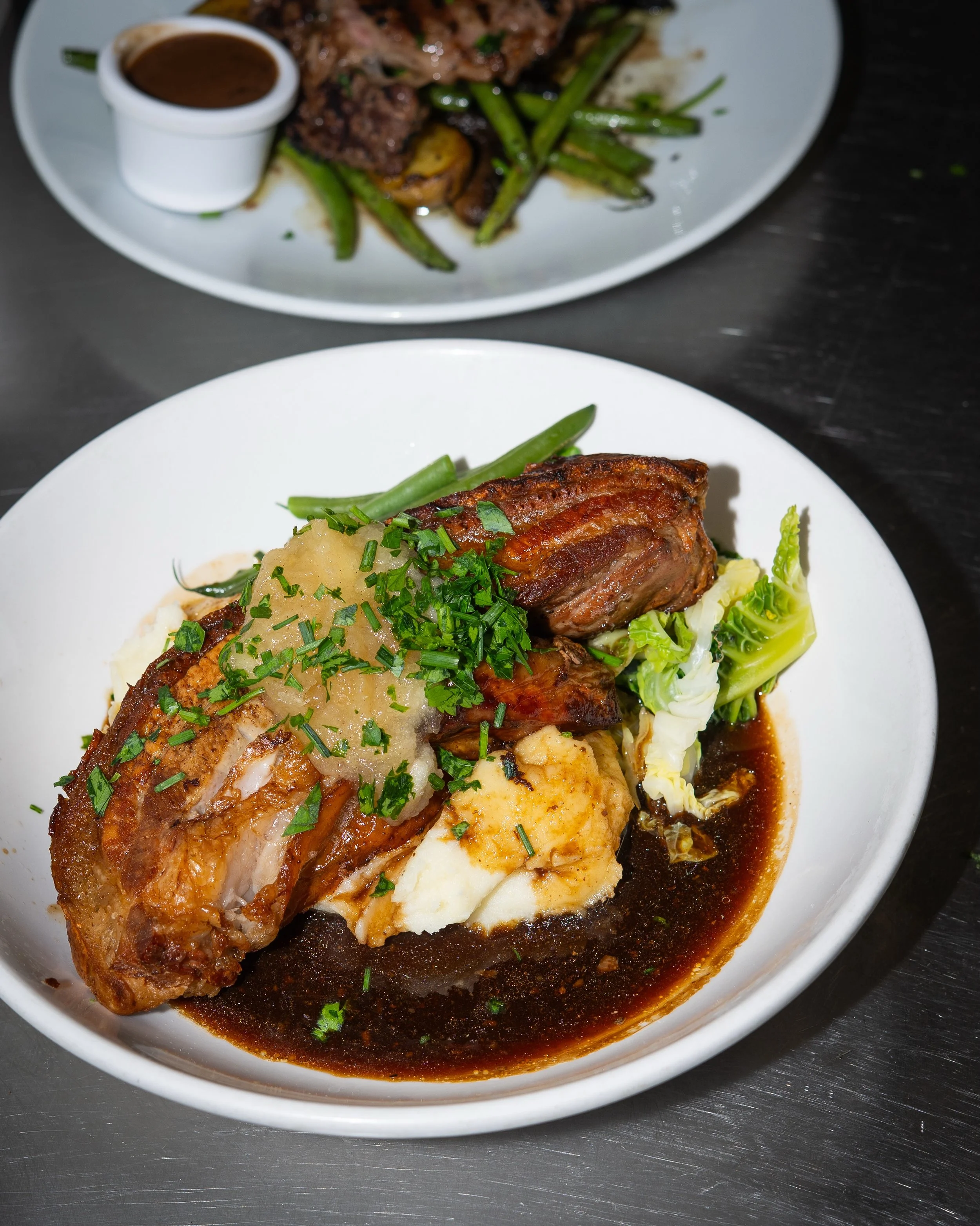 Hearty food season has officially arrived 🍂🍽️

Think cosy plates, good company and the kind of food that warms you from the inside out. 💛

#framlingham #suffolk #suffolkpub #heartymeals #yummyfood