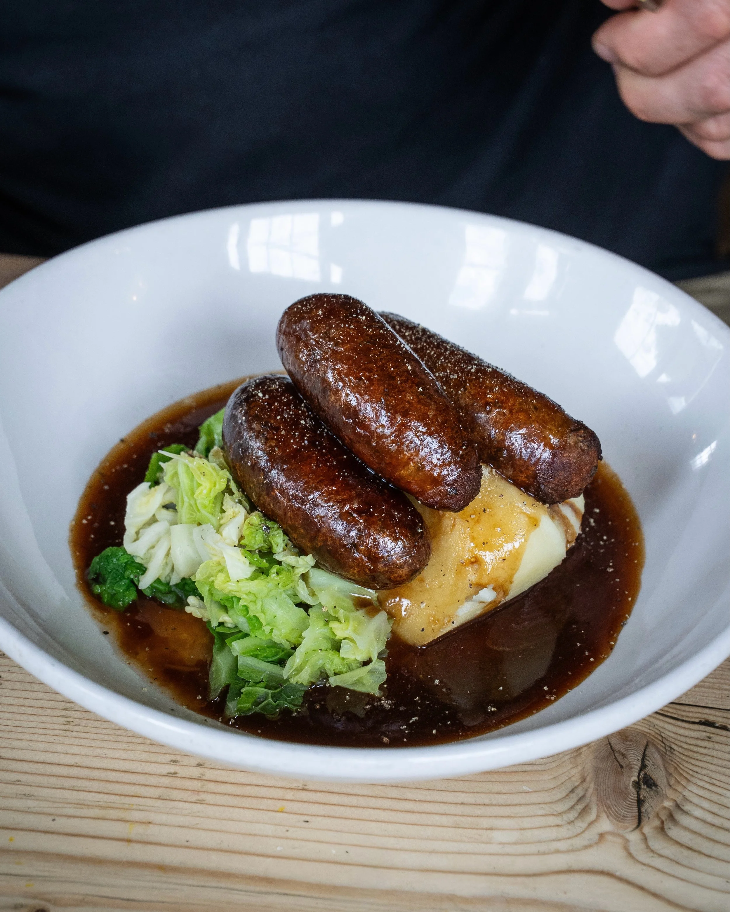 🍽️ LUNCH DEAL AT THE STATION! 🍽️

Fancy a proper pub classic? 😋 Enjoy our delicious Sausage &amp; Mash, served with your choice of:

🍺 A beer
🍷 A glass of house wine
🥤 A soft drink

All for just &pound;17! 🙌

Available Monday&ndash;Friday, the