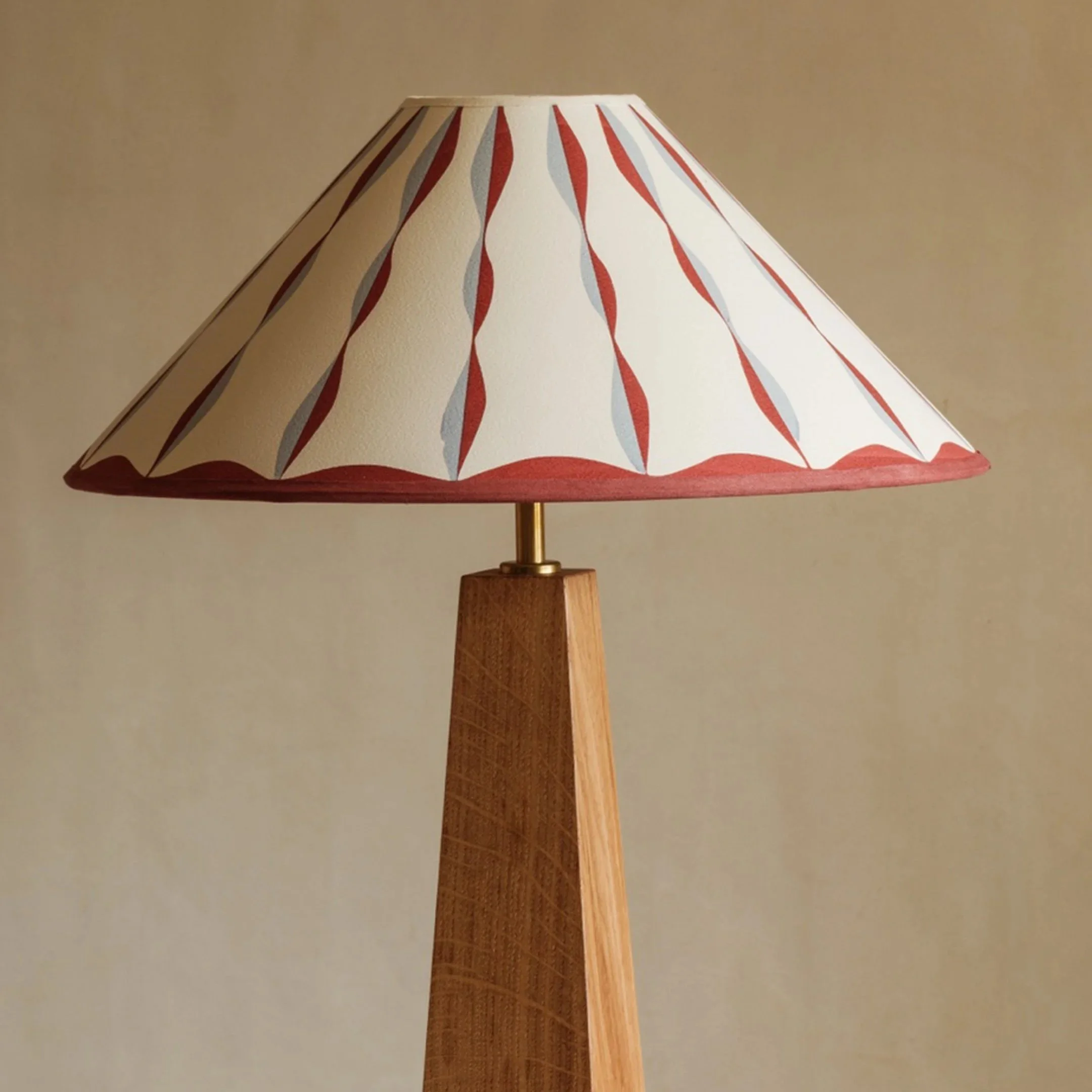 Carousel-x-Jessie-de-Salis_Ribbons_maroon_pale-blue_Product-Shot_Credit-Dave-Watts_web.jpg