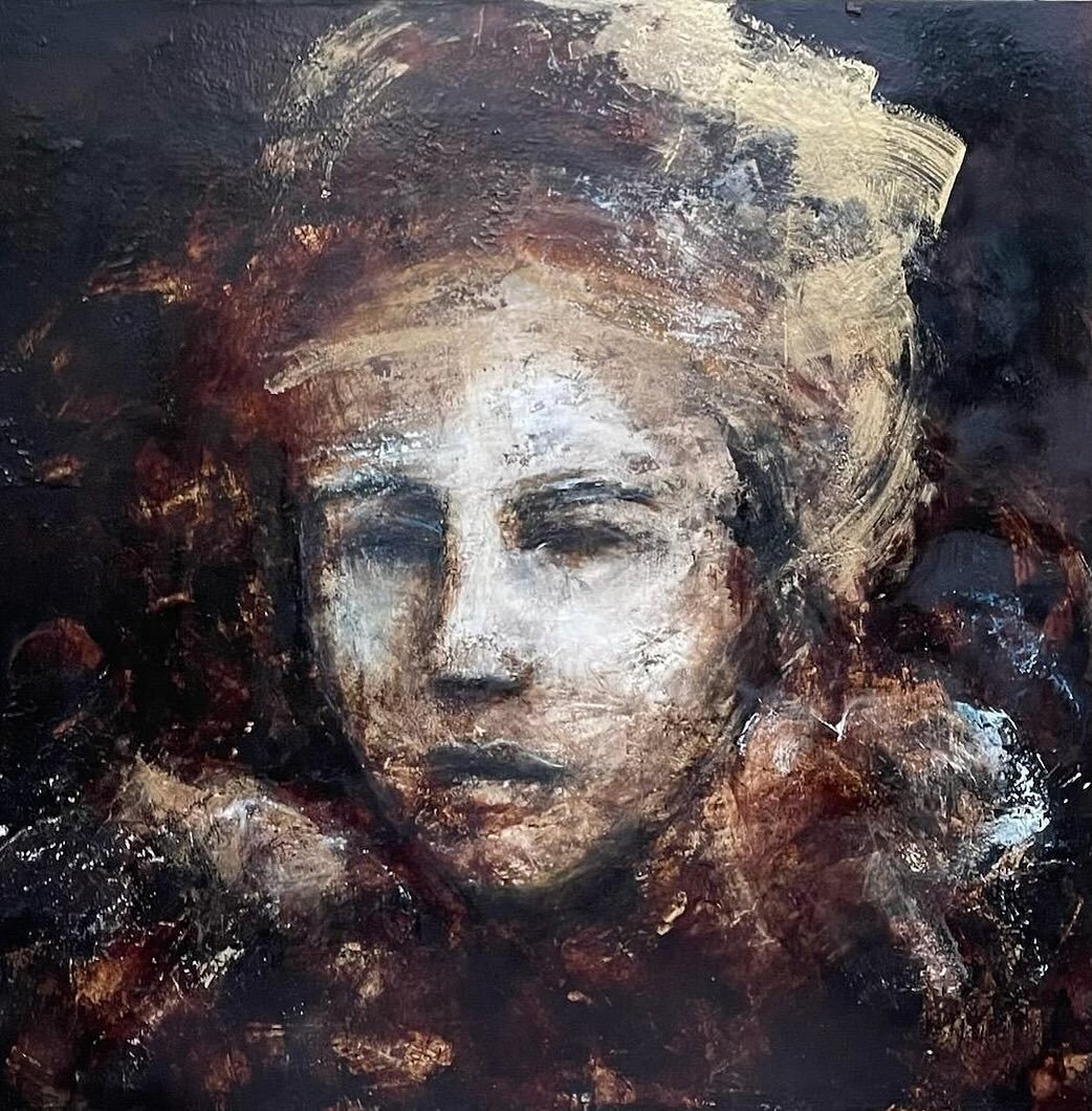 Tracy Sharp | Queen | King | Mixed-Media on panel, encaustic | 48&rdquo; x 48&rdquo; 

#MirrorballGallery is absolutely thrilled to welcome @tracysharpart to our family. Her work is stunning and the encaustics are breathtaking. 🤍🤍

#tracysharp #art