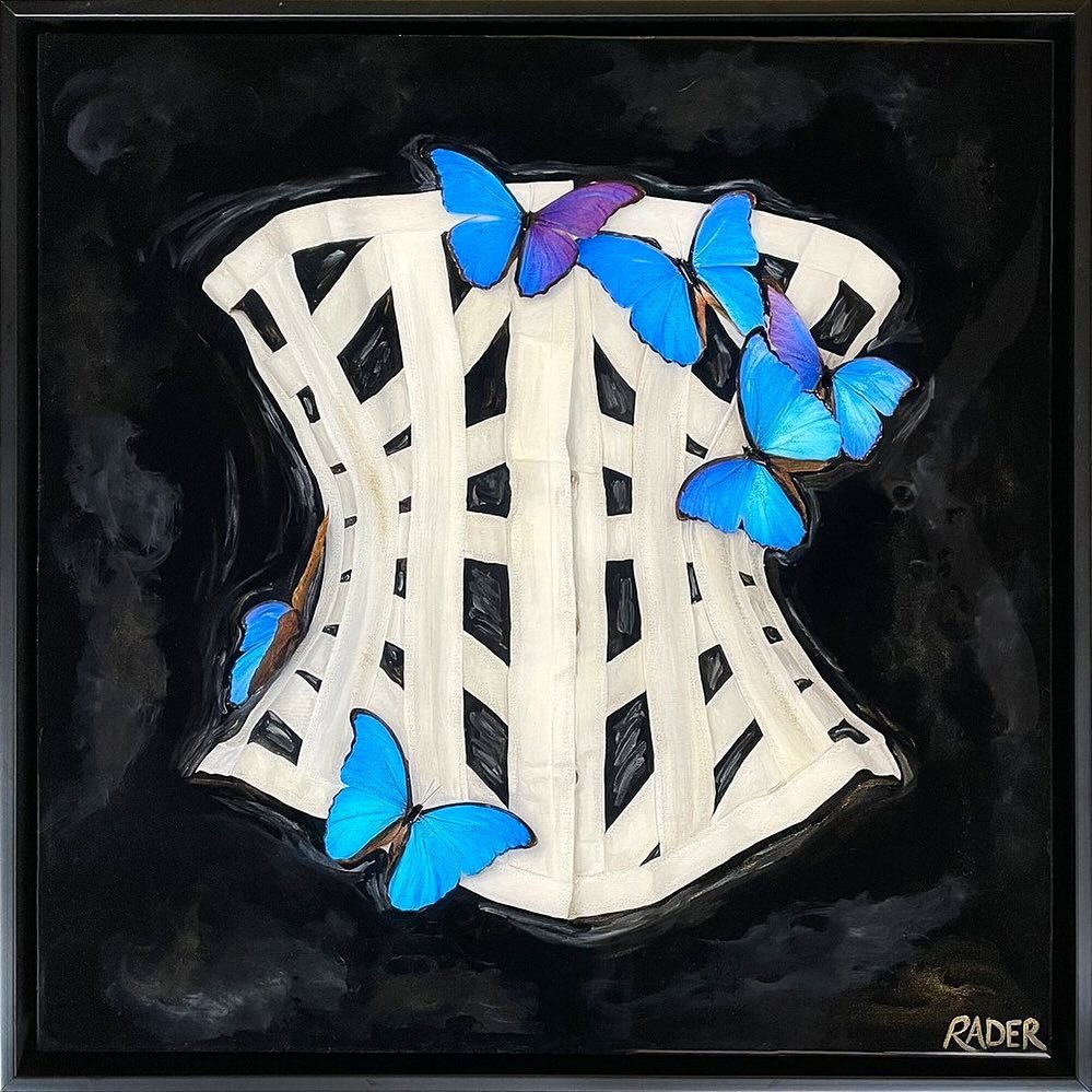 We love @amyraderdesign 🦋 🤍 and can&rsquo;t wait to feature her stunning works at #MirrorballGallery 🪩

Amy Rader | Corset 4 | Acrylic paint, crushed glass, quartz/minerals on wood with resin | Framed in black | 21.5x21.5

#amyrader #art #artist #