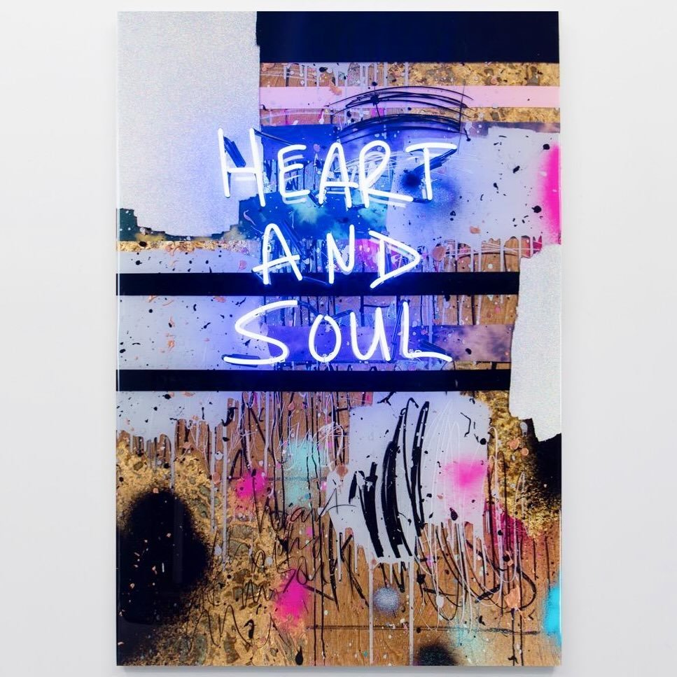 @jeremybrown.studio brings &ldquo;Heart and Soul&rdquo; to #MirrorballGallery this May! 

#jeremybrown #bigart #artist #neon #art #gallery #mixedmedia #painting #absractartwork #gold #color #bright #home #🪩