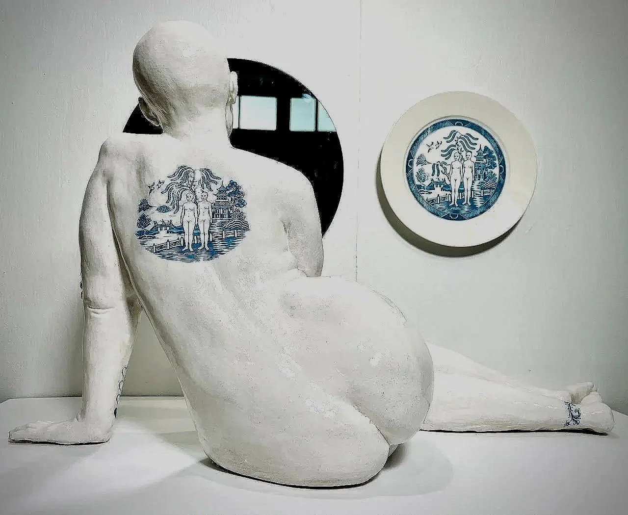 Jose Mena "Cancer"
For every woman who fought.
For every woman who fights.
To those who faced cancer, and to those who walked beside them through fear, loss, hope, and healing.
A tribute to bodies that endure, to the beauty of transformation, and to 