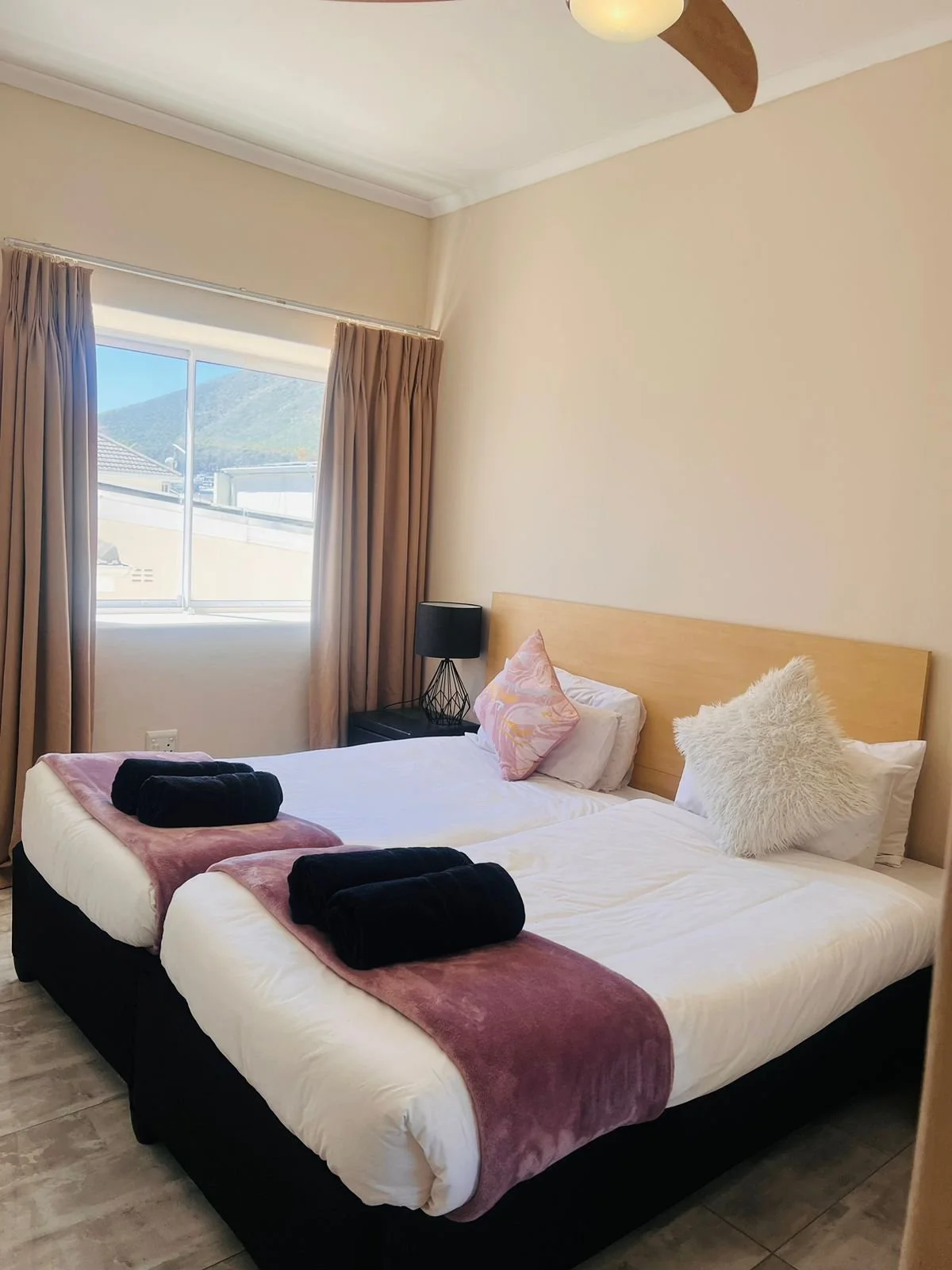 WhatsApp Image 2025-10-13 at 08.21.02_13a94b35.jpg