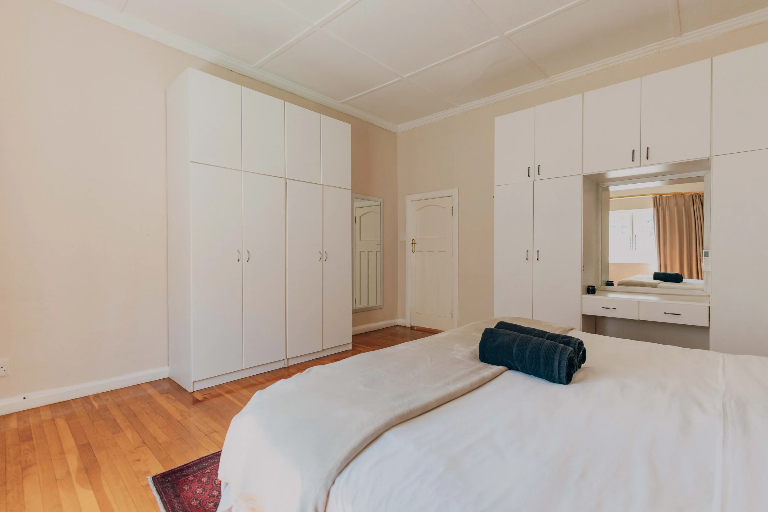 700bedx6.jpg