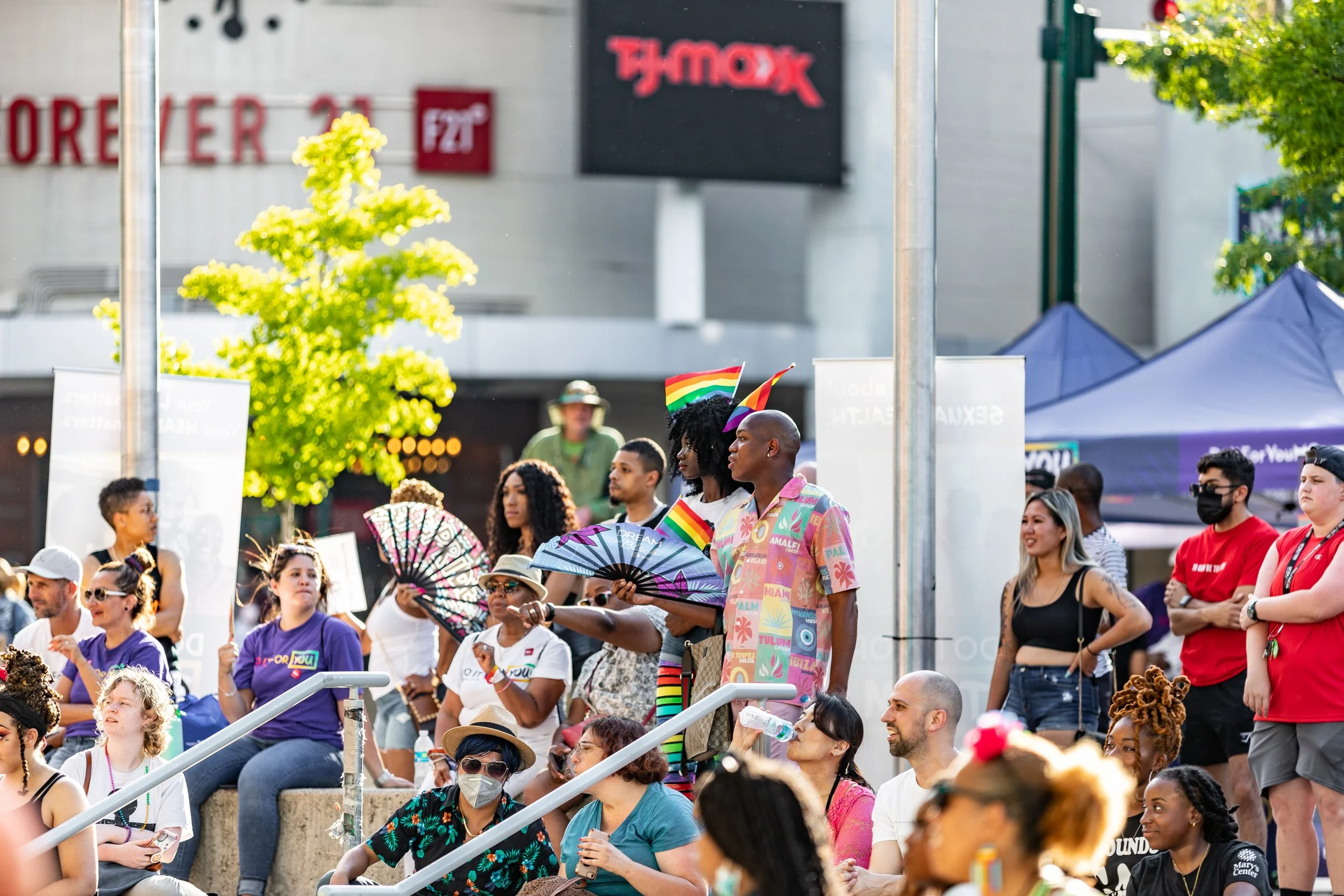 MC-EHE - Pride in the Plaza 68.jpg