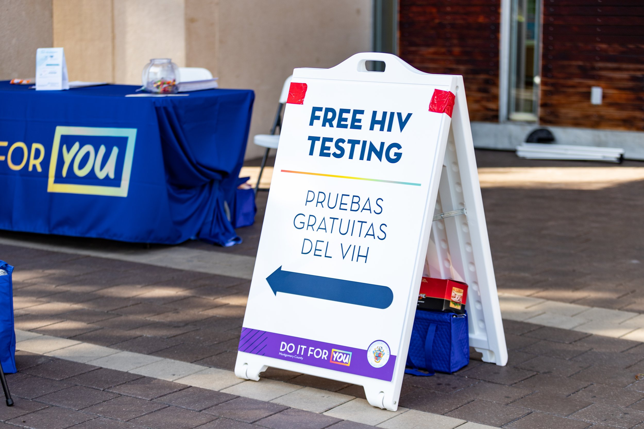 MC-EHE - Pride in the Plaza 28.jpg