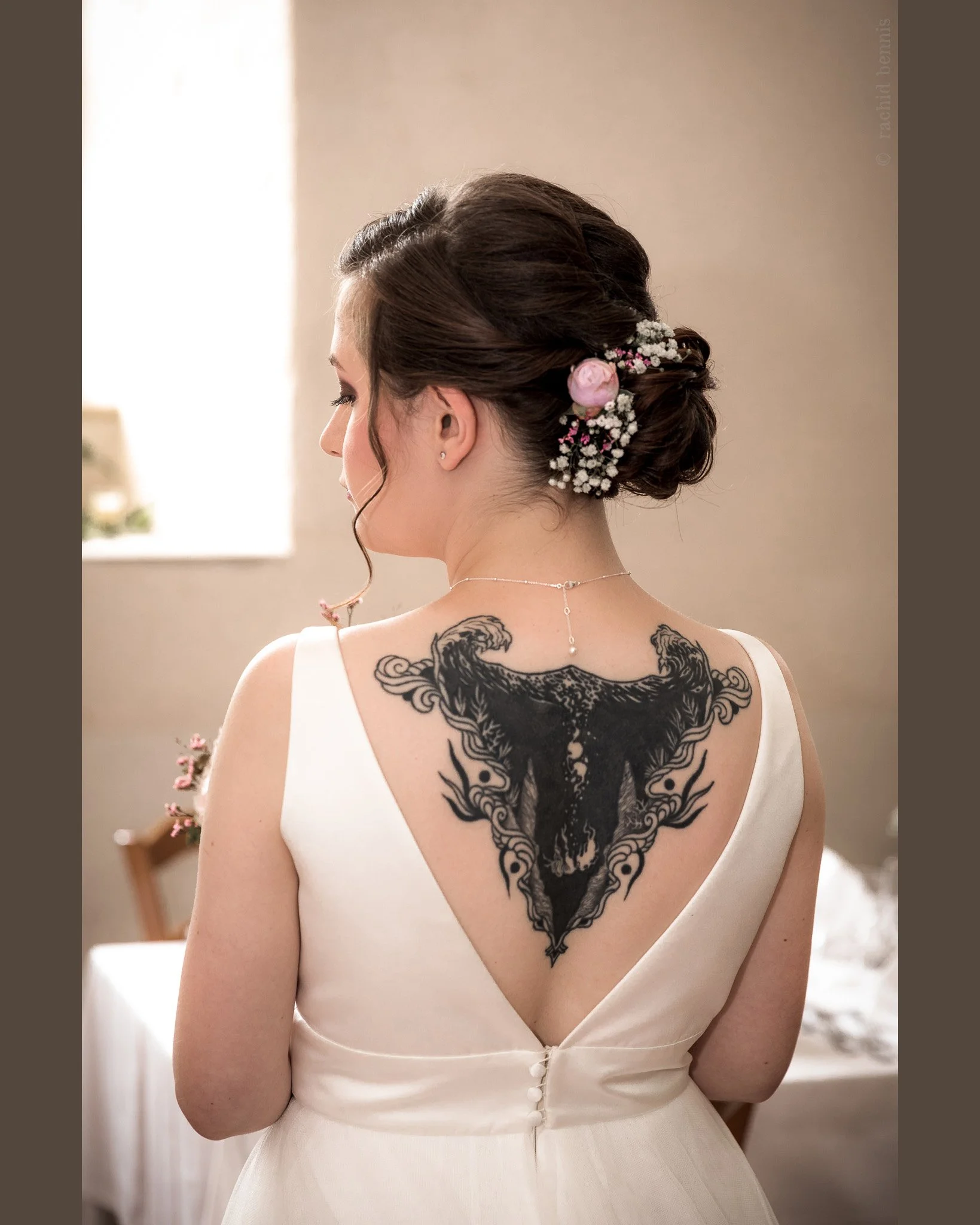 Evidemment que j'adore prendre en photo vos tatouages et tout ce qui fait votre personnalit&eacute;
#mariageboheme #temoinmariage #teambride #wedding #photographedemariage #mariage2023 #mariage2024 #photographedemariageParis #futuremariee #photograph