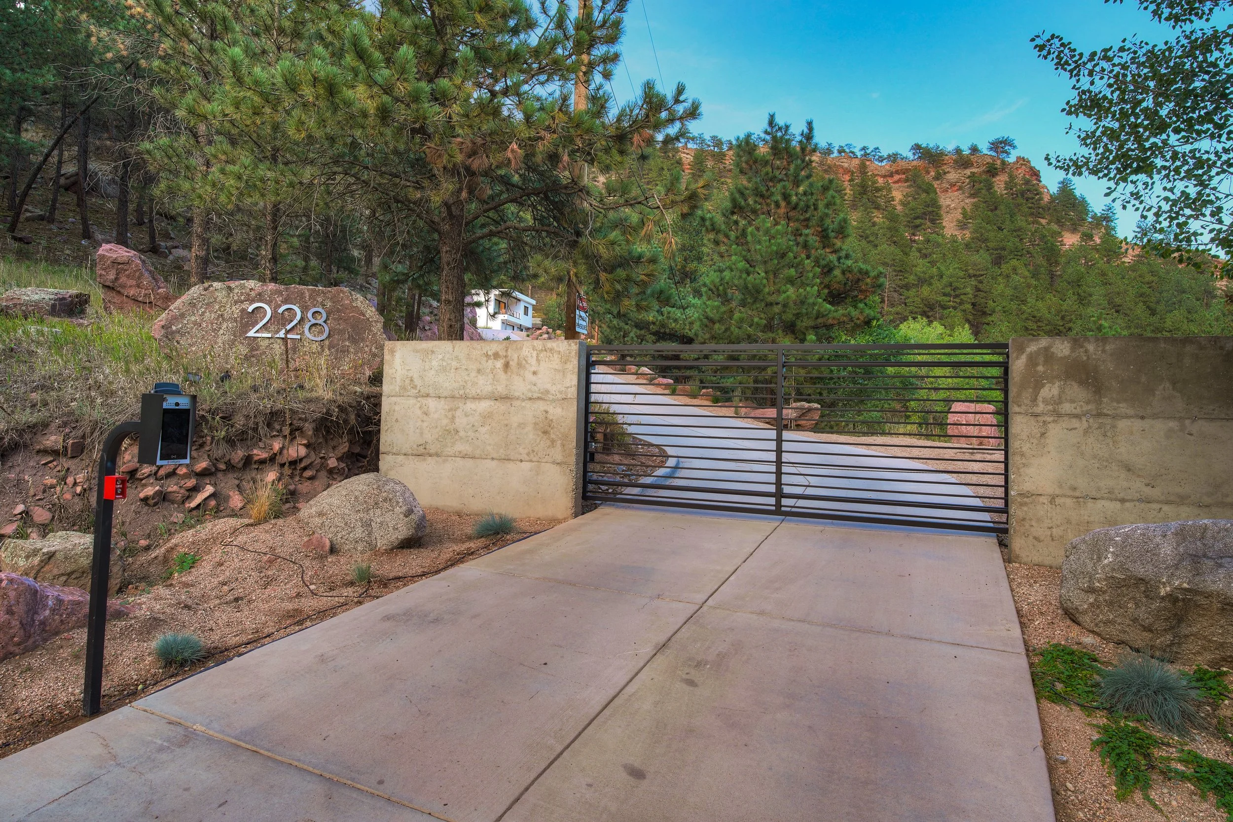 5 Gated Entry.jpg