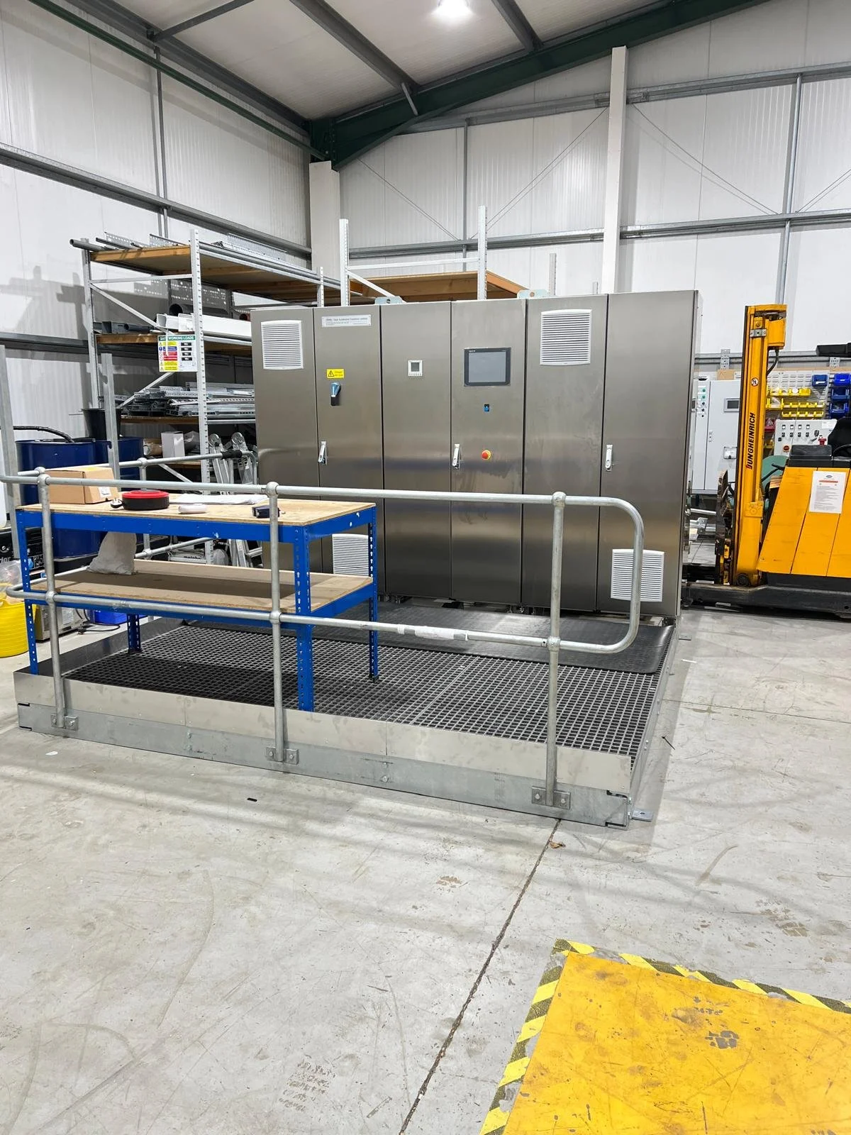 Image showing MCC on a staging platform