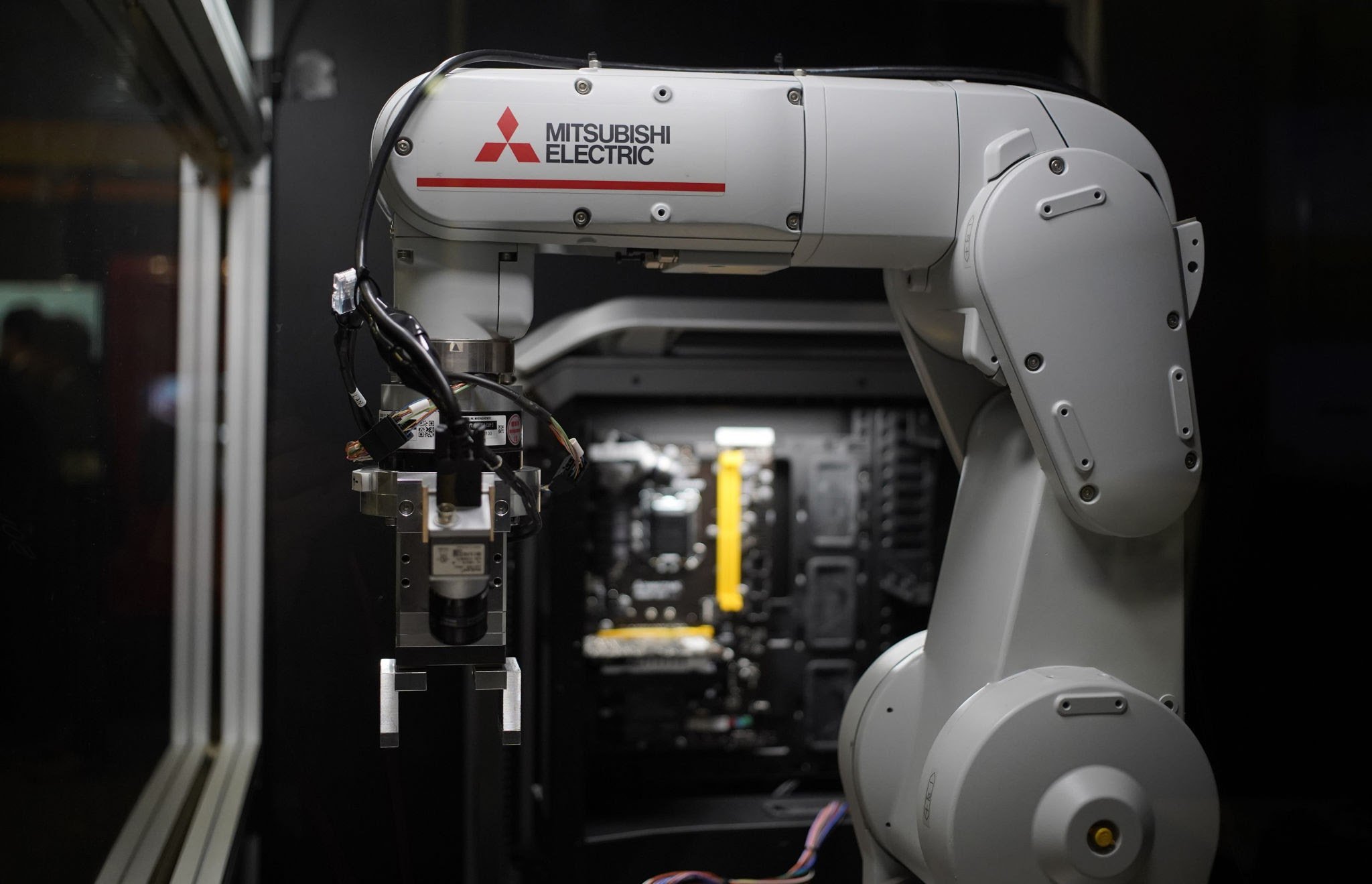 Mitisubishi Cobot with tool